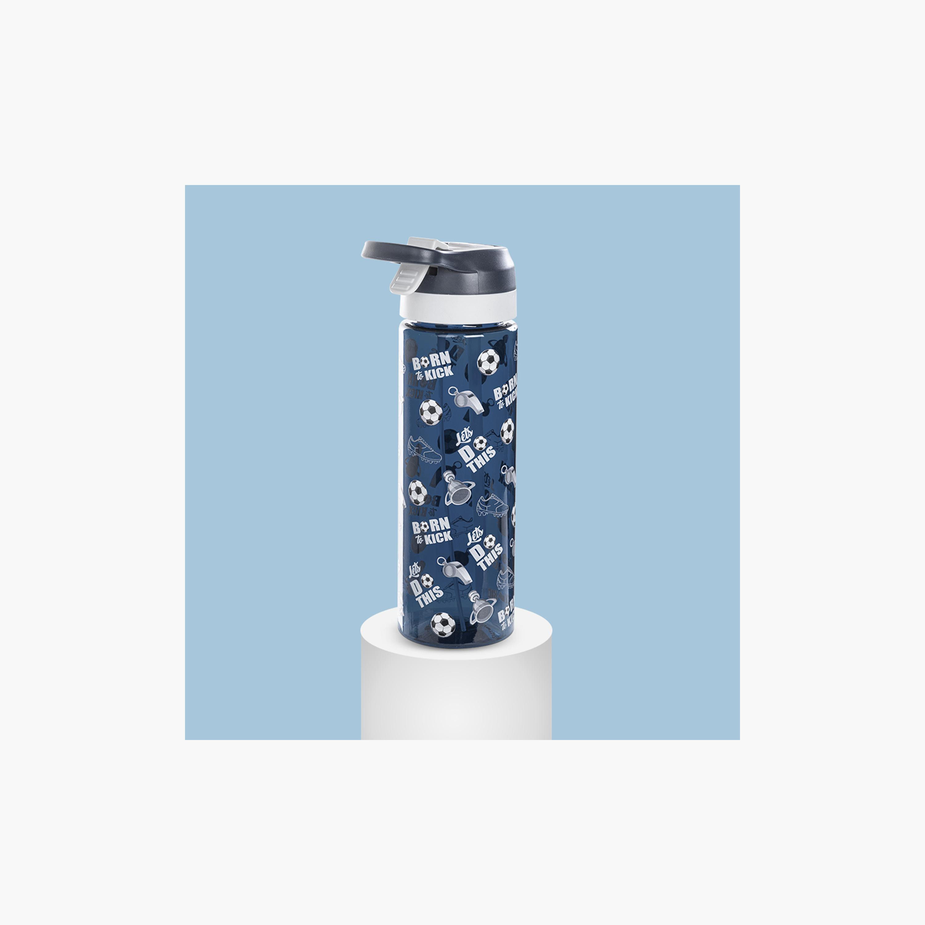 زجاجة مياه تريتان مع بخاخ من إيزي كيدز - 750 مل - كرة قدم - أزرق-school-waterbottles-image-18