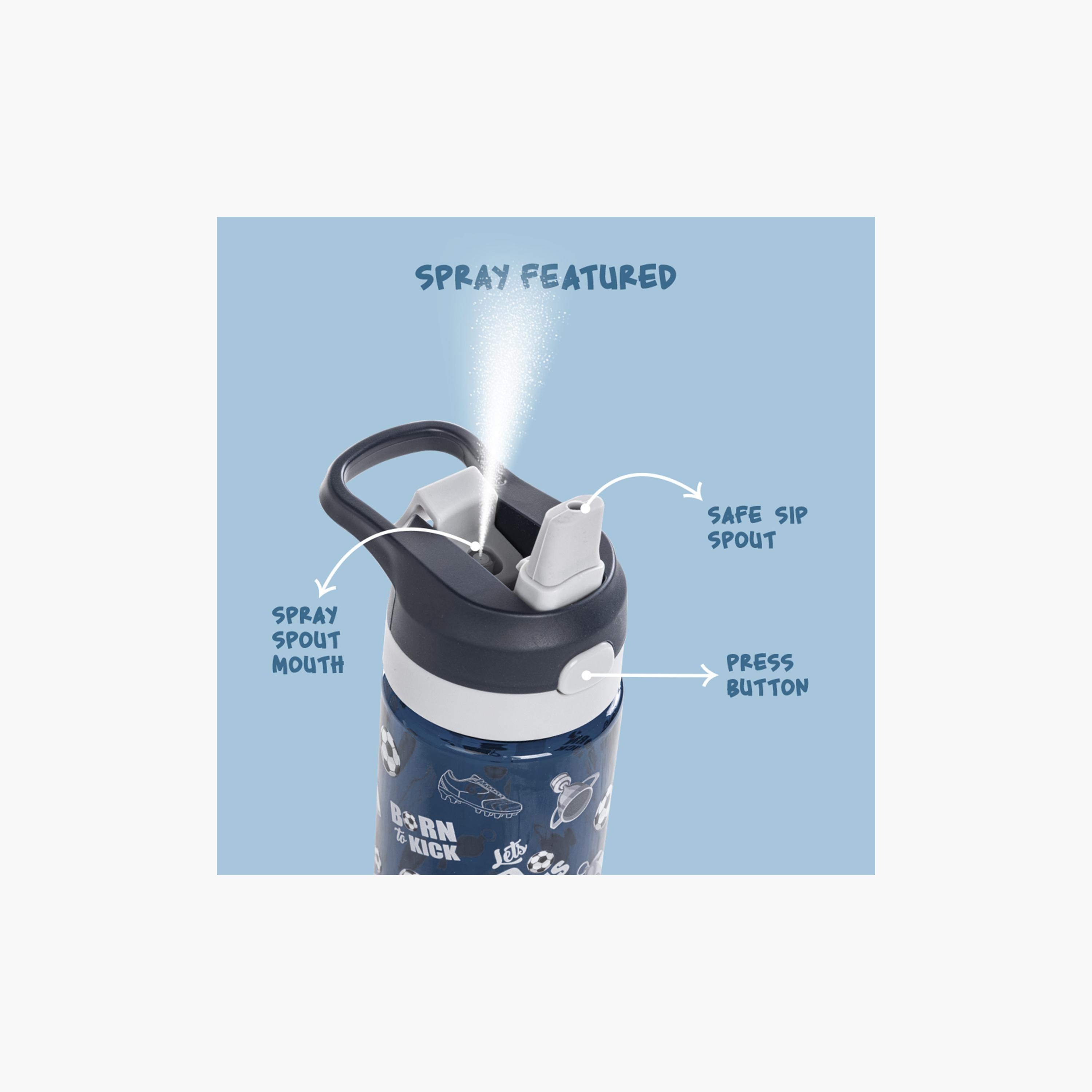 زجاجة مياه تريتان مع بخاخ من إيزي كيدز - 750 مل - كرة قدم - أزرق-school-waterbottles-image-20