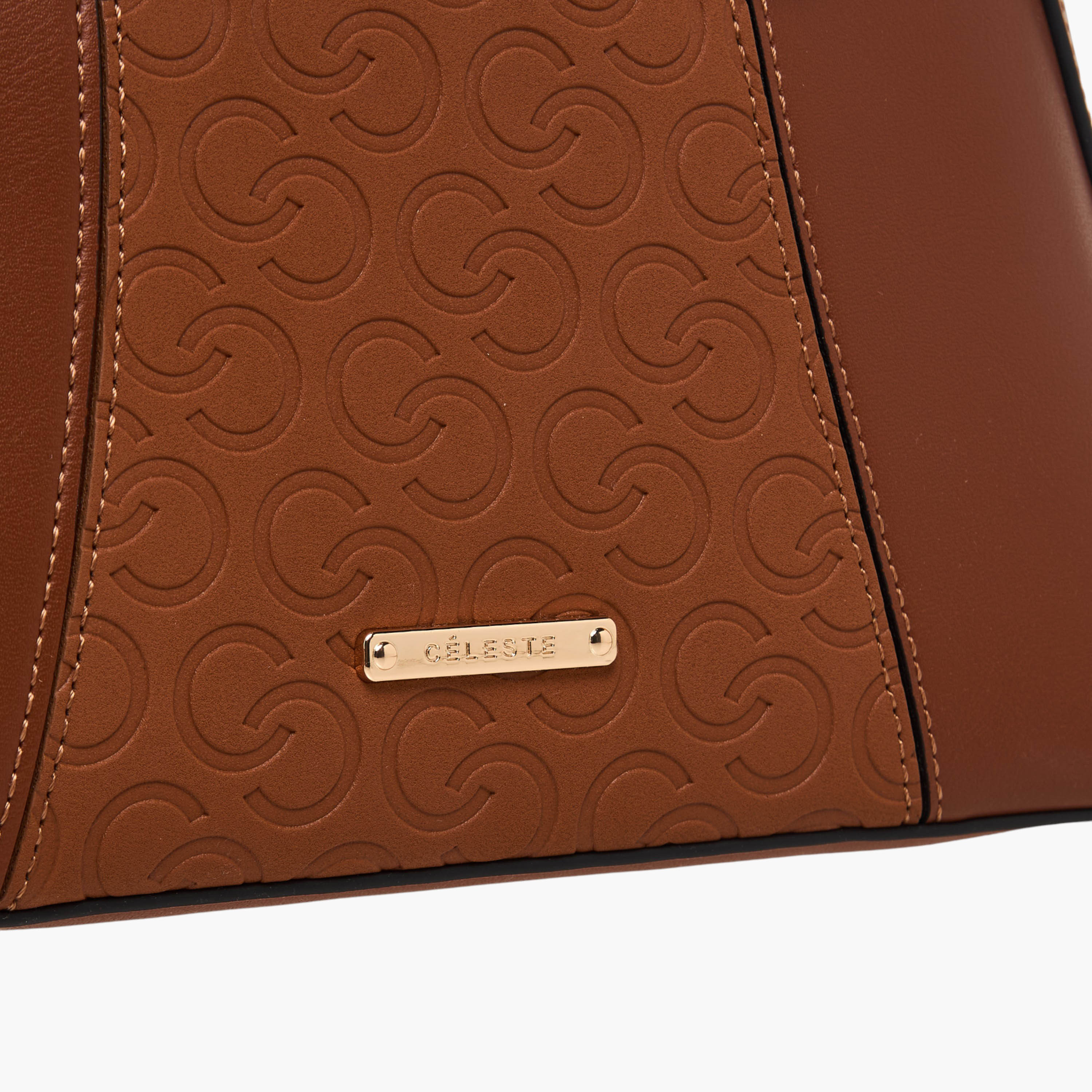 شنطة توتي بنقوش مونوجرام وحزام قابل للفصل من سيليست-women-bagsandwallets-handbags-image-5