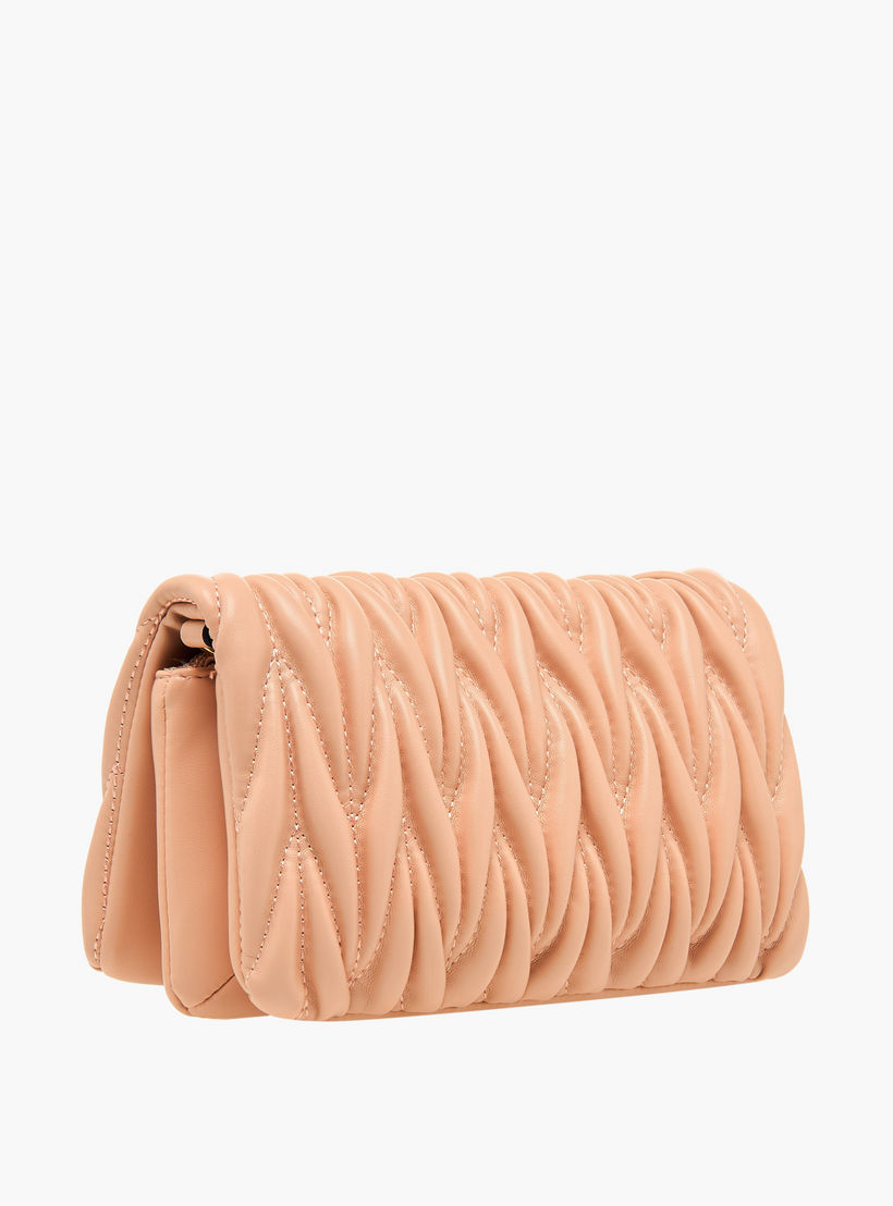 شنطة كروس بودي مبطنة بحزام سلسلة من سيليست-women-bagsandwallets-handbags-image-4