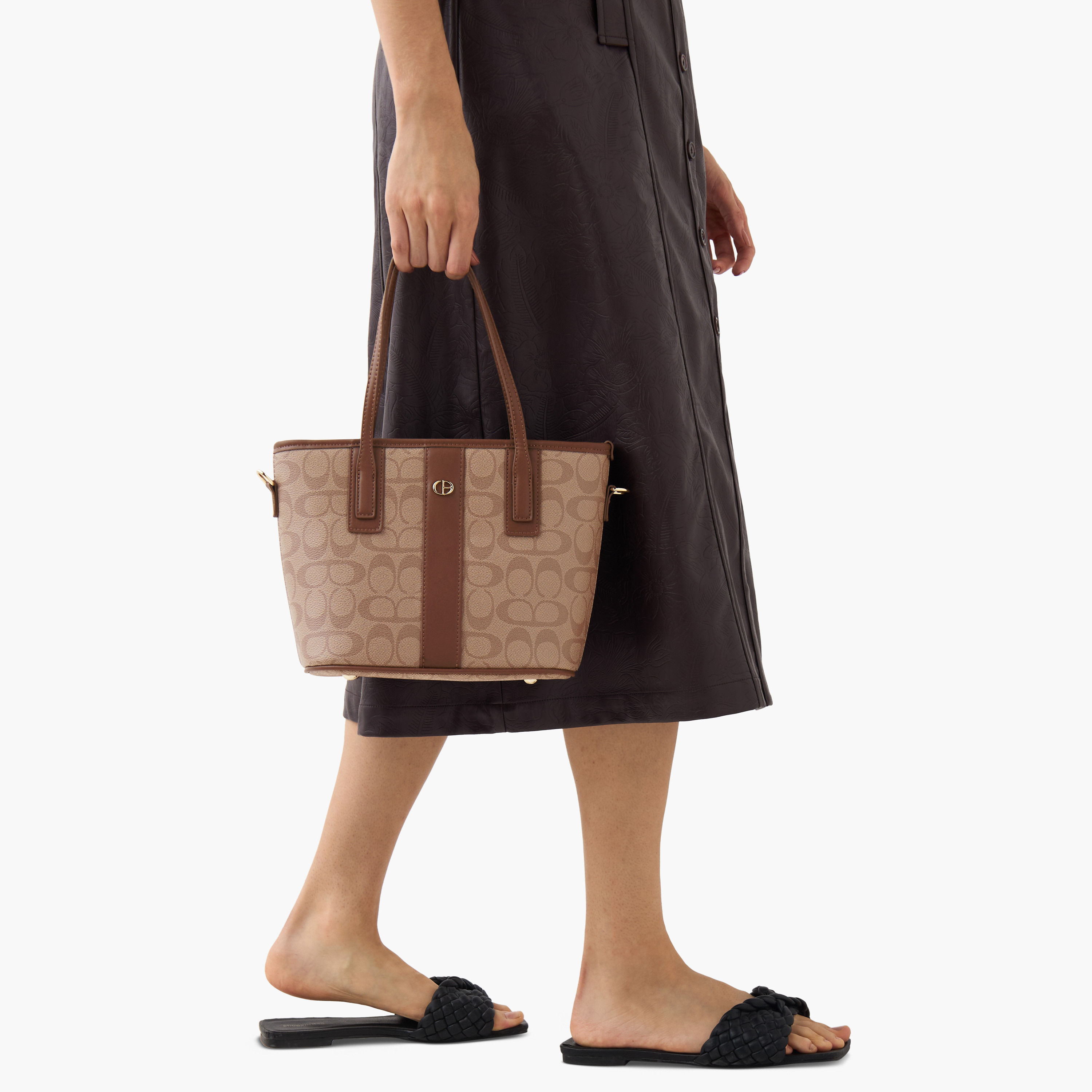 شنطة توتي بطبعات مع شنطة صغيرة من كريسبيلا-women-bagsandwallets-handbags-image-10