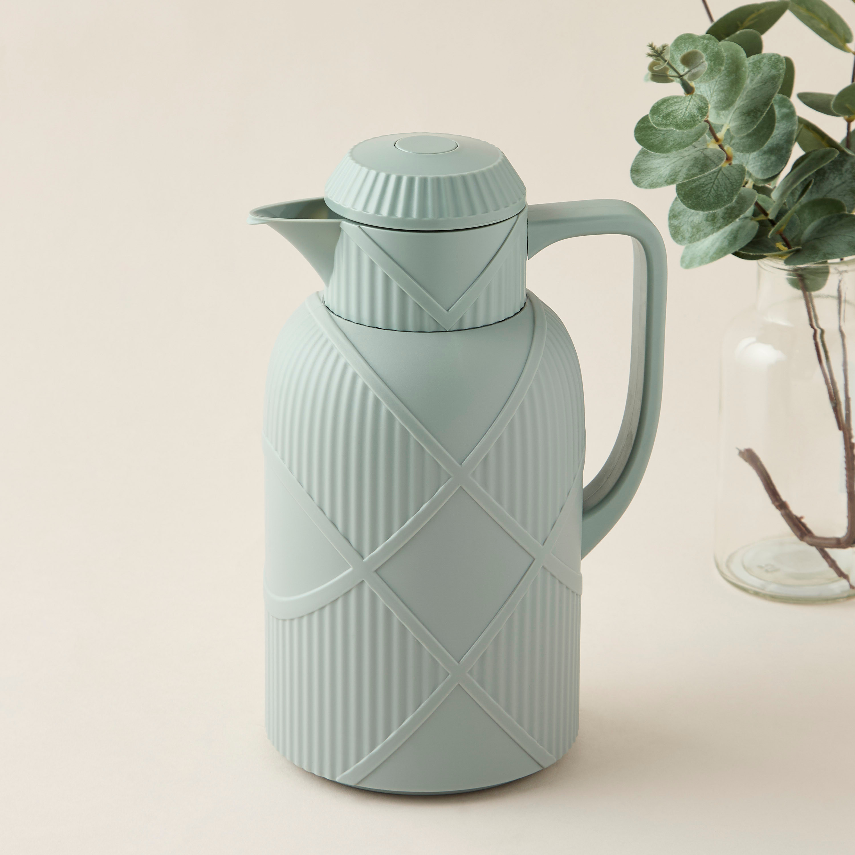 Hiba Textured Vacuum Flask with Handle - 1 L-household-dining-teaandcoffee-vacuumflaskscoffeeandteapots-image-1