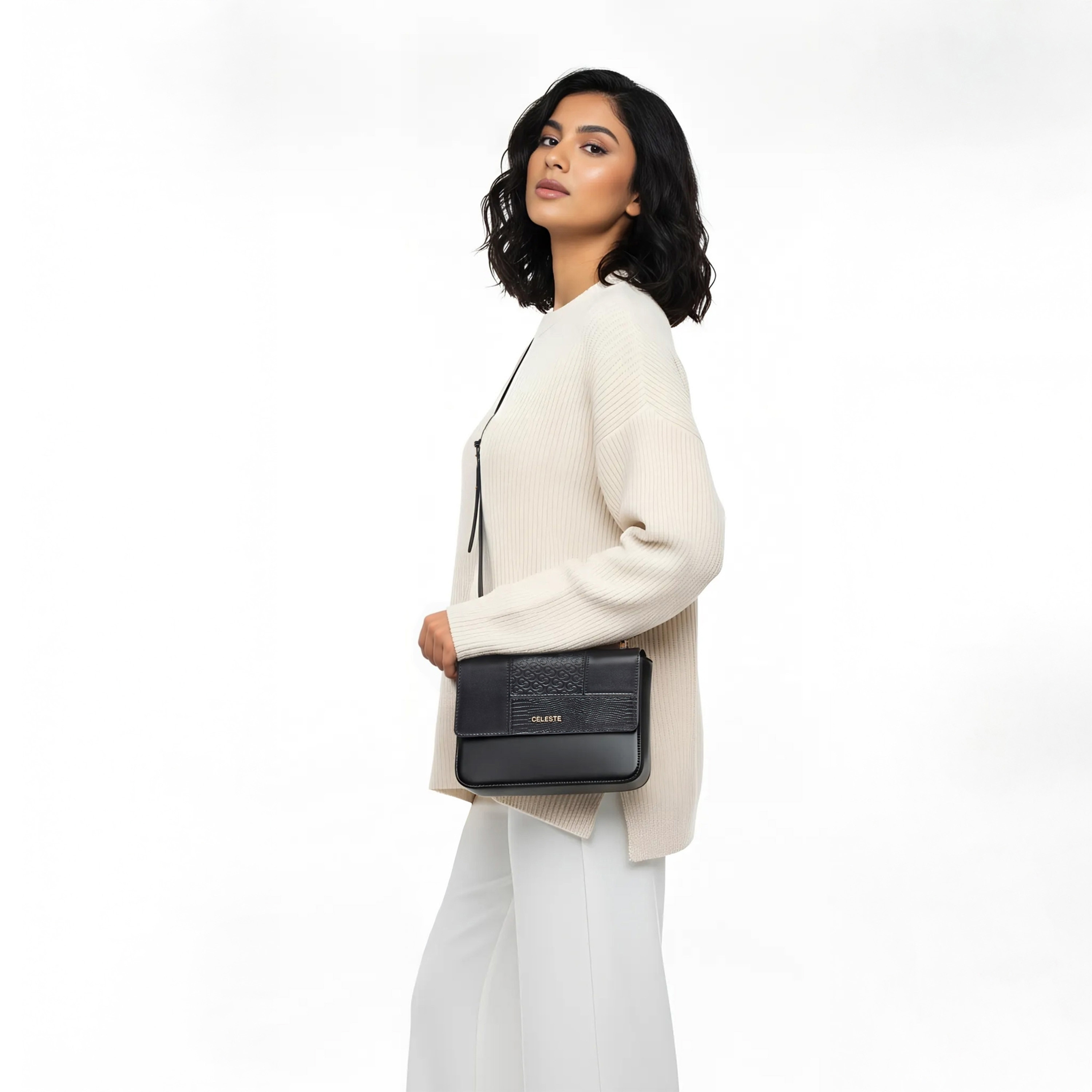 شنطة كروس بودي بألواح بحزام قابل للتعديل من سيليست-women-bagsandwallets-handbags-image-2