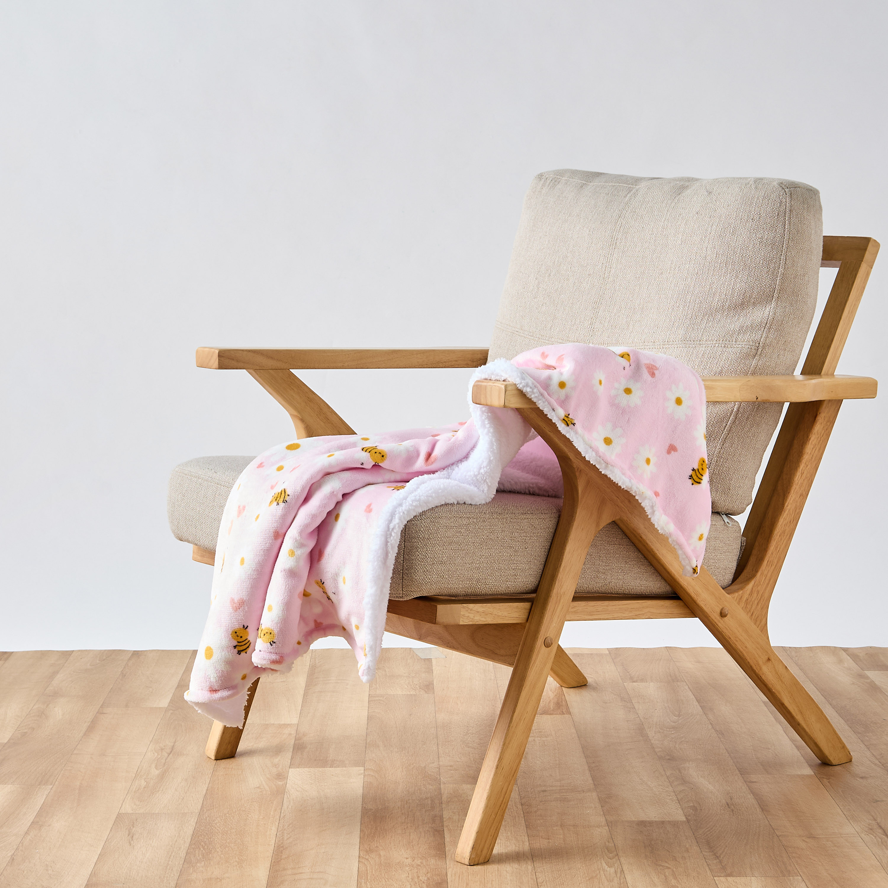 Juniors Raschel and Security Blanket with Floral Applique, 75x100 cm-baby-nursery-blanketsandswaddles-blanketsandquilts-image-2