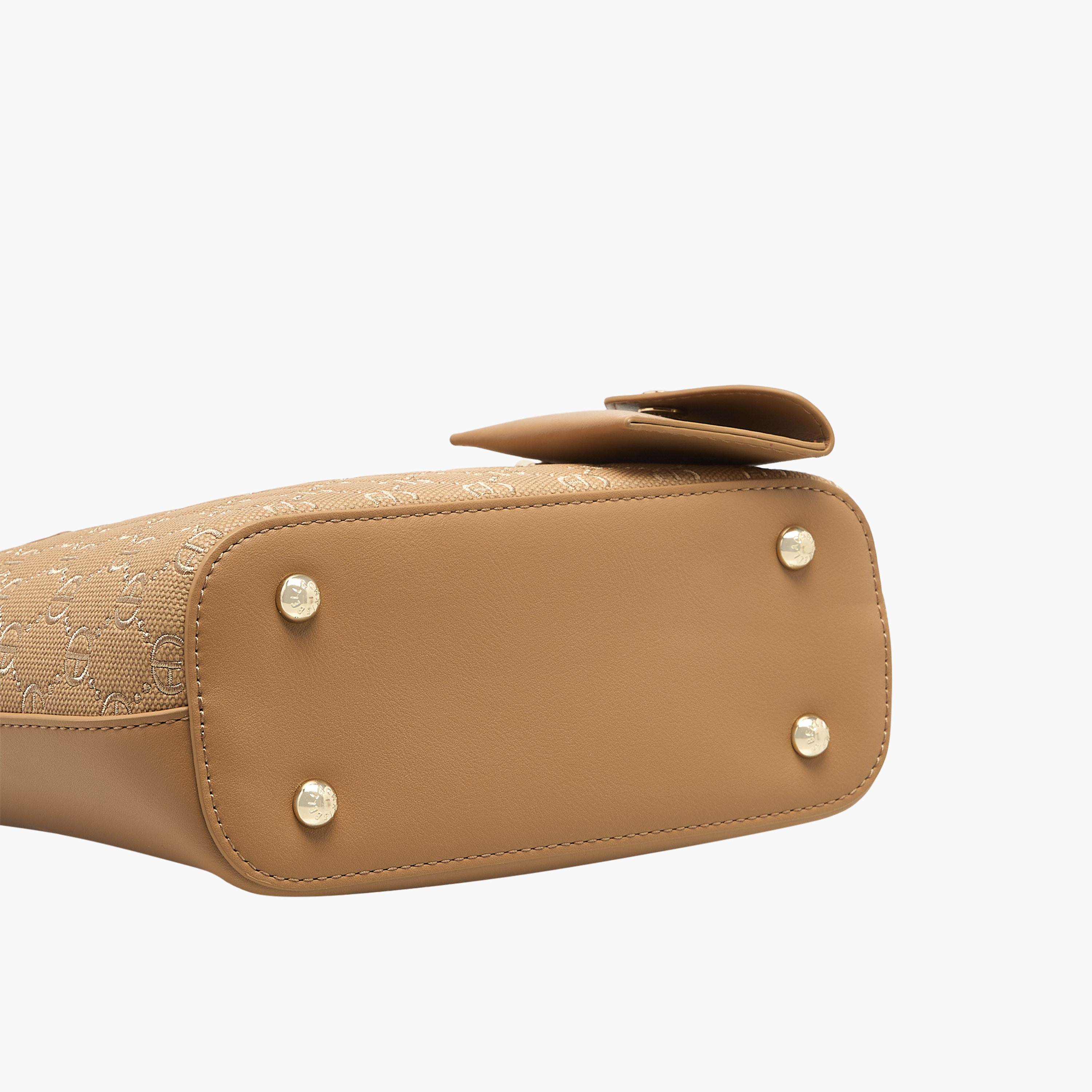 شنطة توت مطرزة مع شنطة قابلة للفصل ومحفظة من كريسبيلا-women-bagsandwallets-handbags-image-9