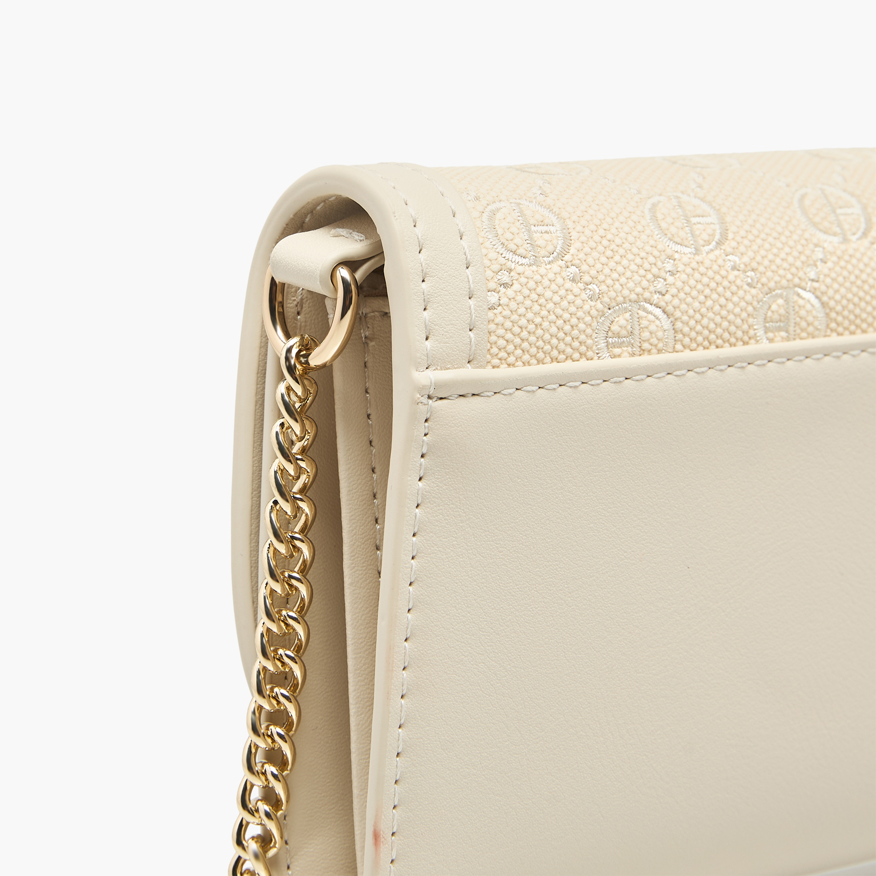 شنطة كروس بودي بارزة الملمس بنقوش مونوجرام بحزام سلسلة وطيّة إغلاق من كريسبيلا-women-bagsandwallets-handbags-image-6