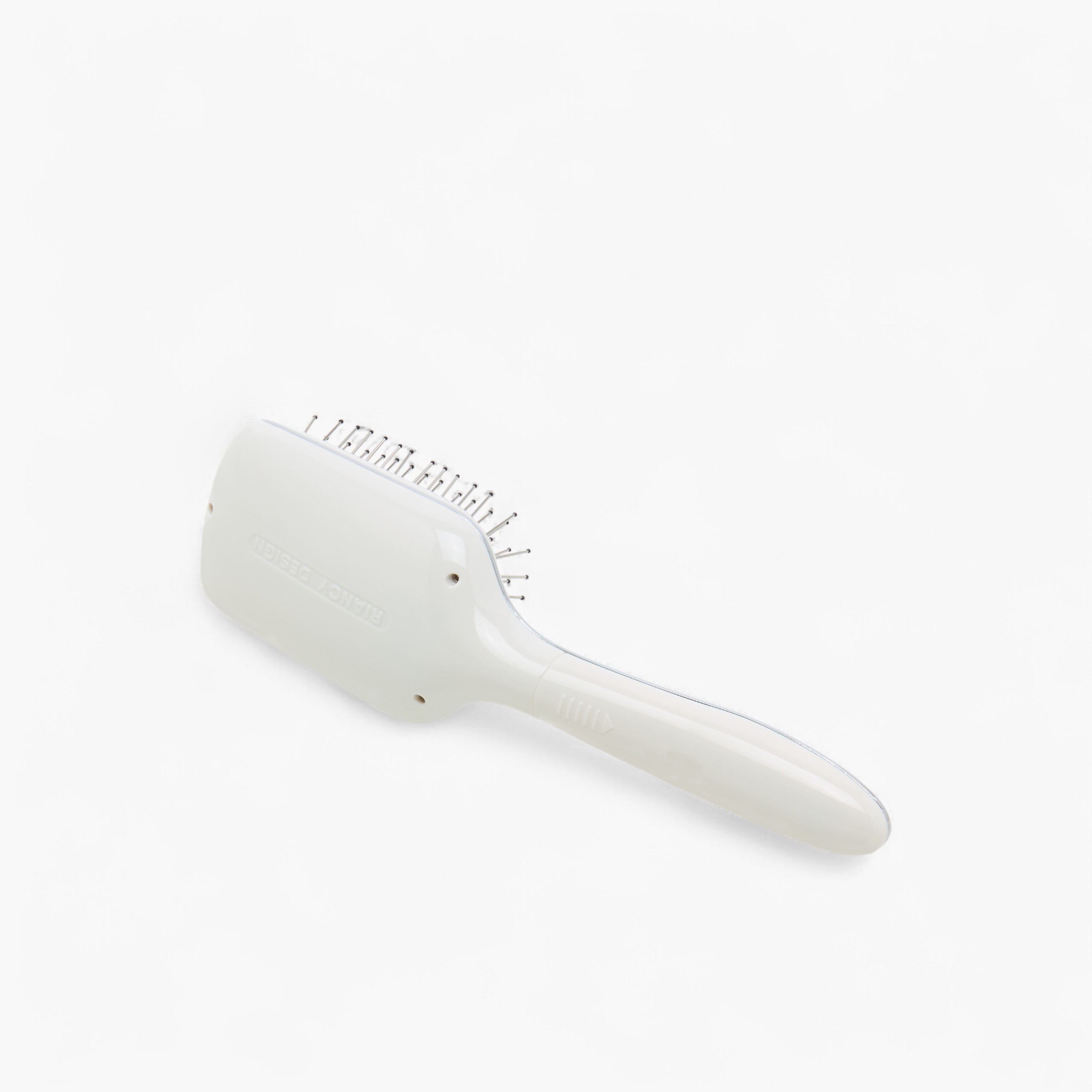 Hair and Scalp Reviver Electric Hairbrush-beautyandpersonalcare-hair-stylingtools-hairbrushesandcombs-image-2