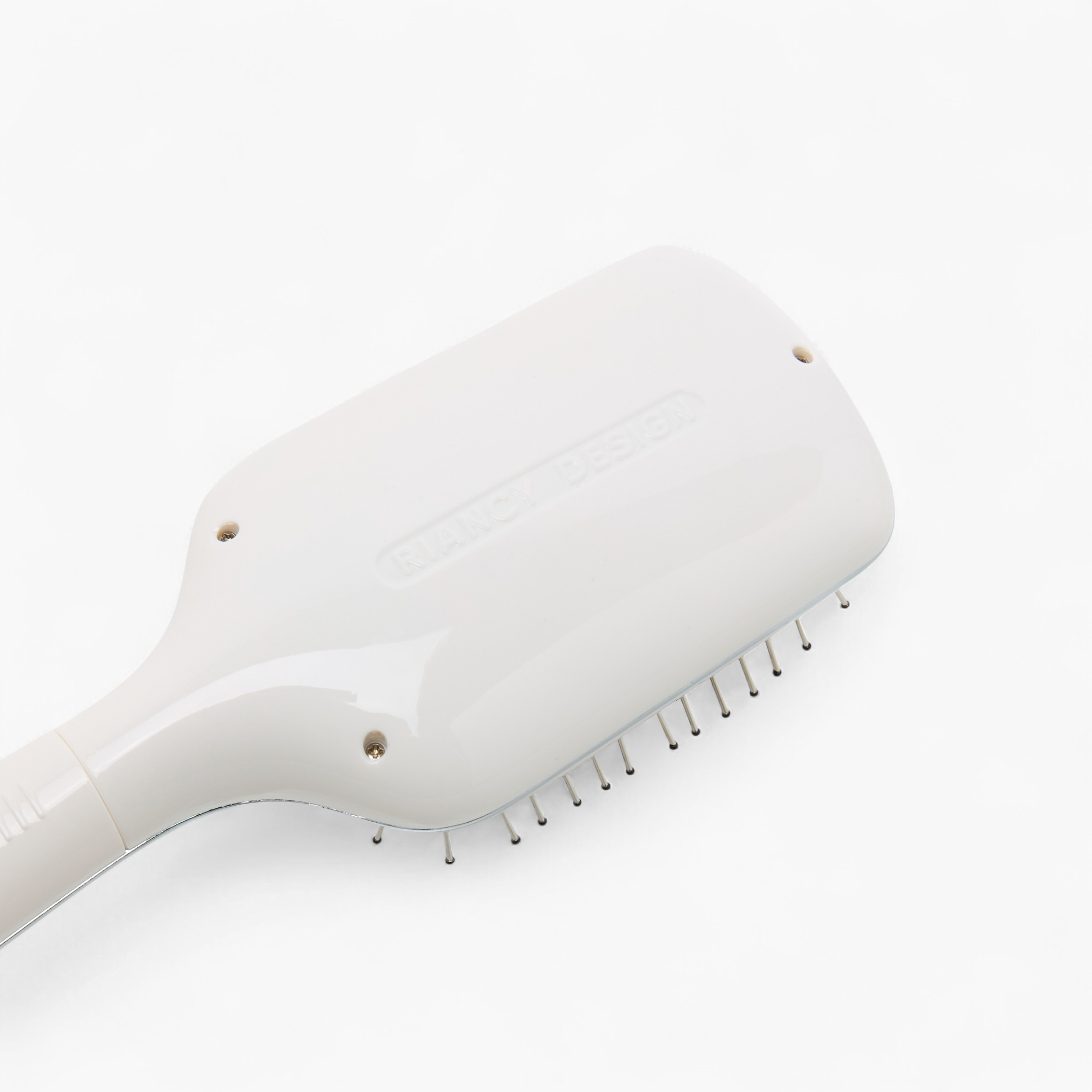 Hair and Scalp Reviver Electric Hairbrush-beautyandpersonalcare-hair-stylingtools-hairbrushesandcombs-image-4