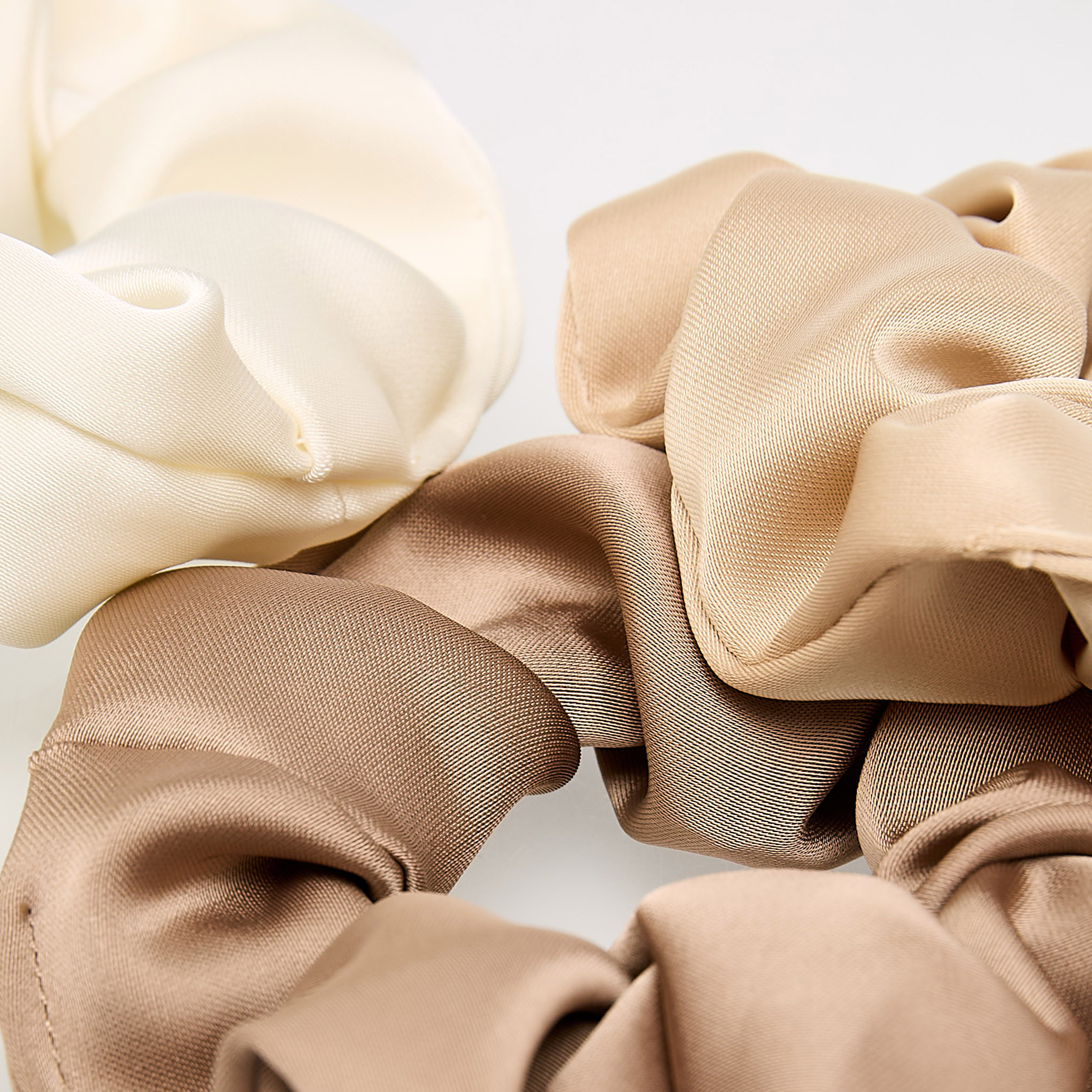 Pack of 3 Hair Scrunchie-women-hairaccessories-scrunchies-image-5