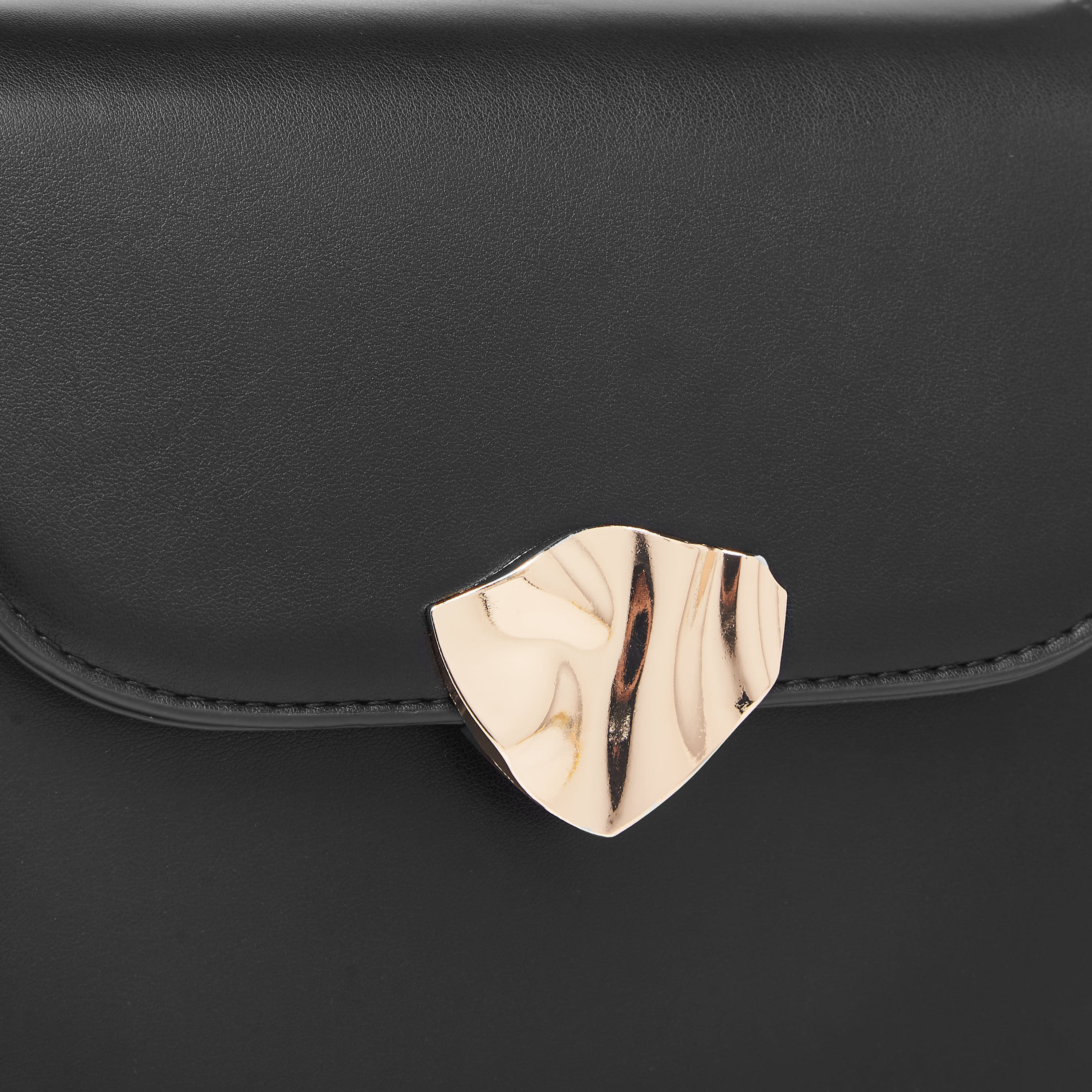 Adore Monotone Crossbody Bag with Adjustable Strap-women-bagsandwallets-handbags-image-8
