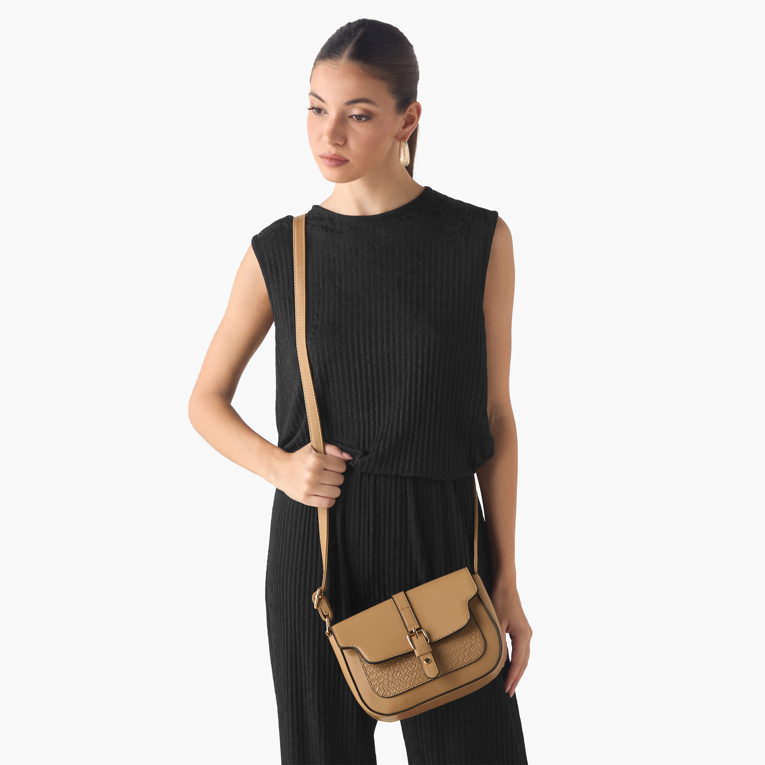 شنطة توتي مضفرة وشنطة كروس بودي ومحفظة من ساشا-women-bagsandwallets-handbags-image-2