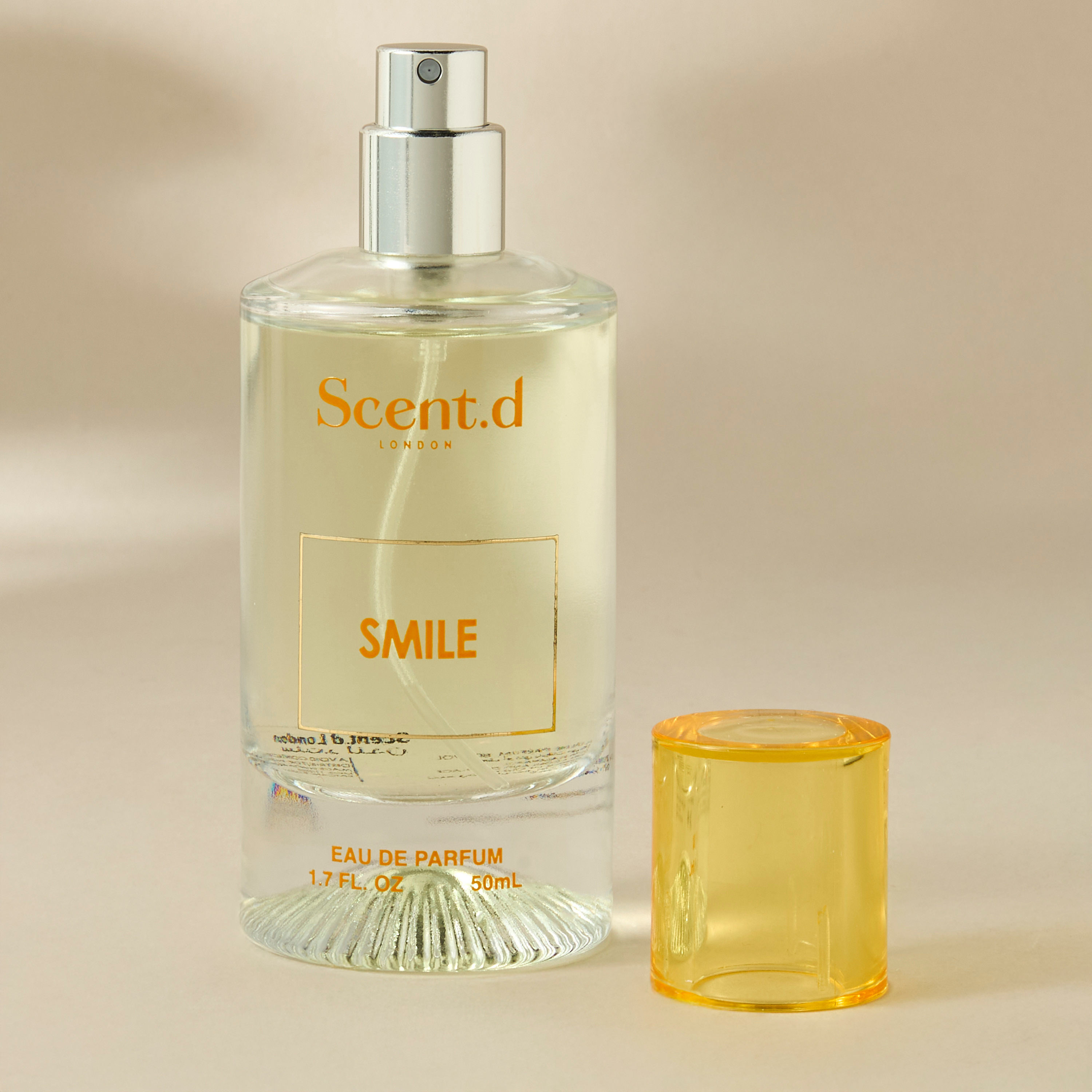 عطر أو دي برفيوم سمايل من سينتد لندن - 50 مل-beautyandpersonalcare-fragrance-unisex-image-3