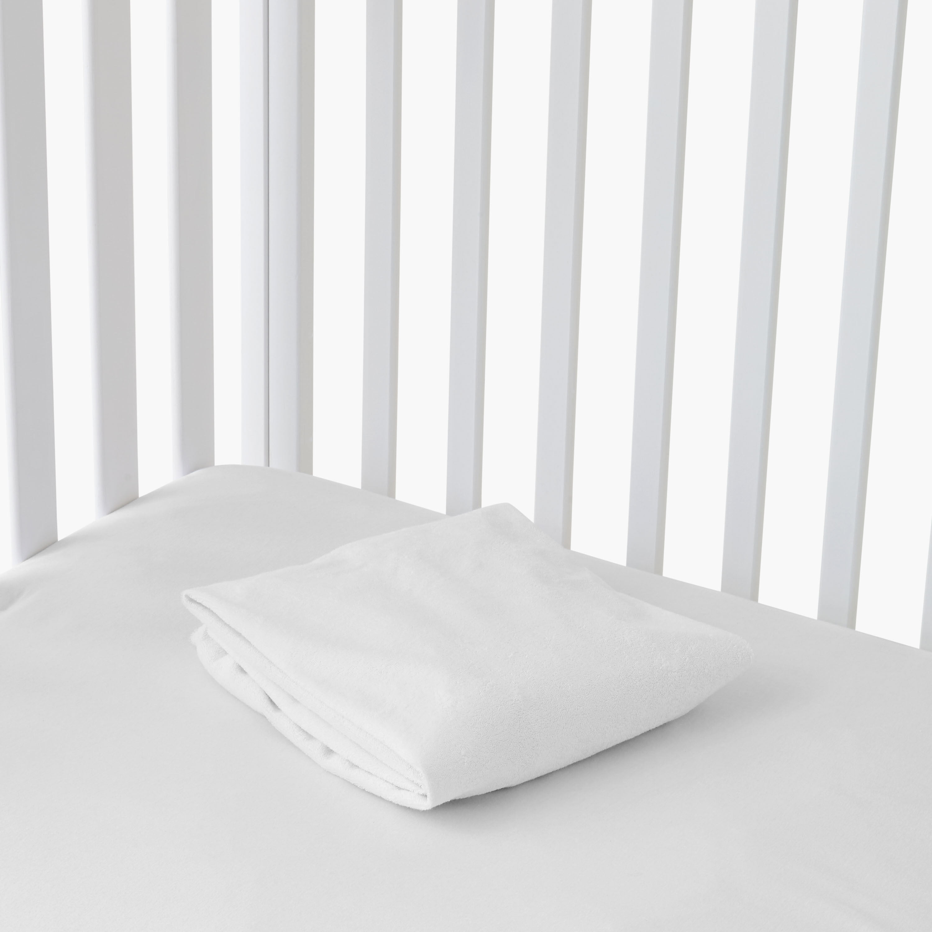 Giggles Mattress Protector Crib Accessory, 70x130x20 cm-baby-nursery-furniture-cribsandbeds-cribaccessories-image-7