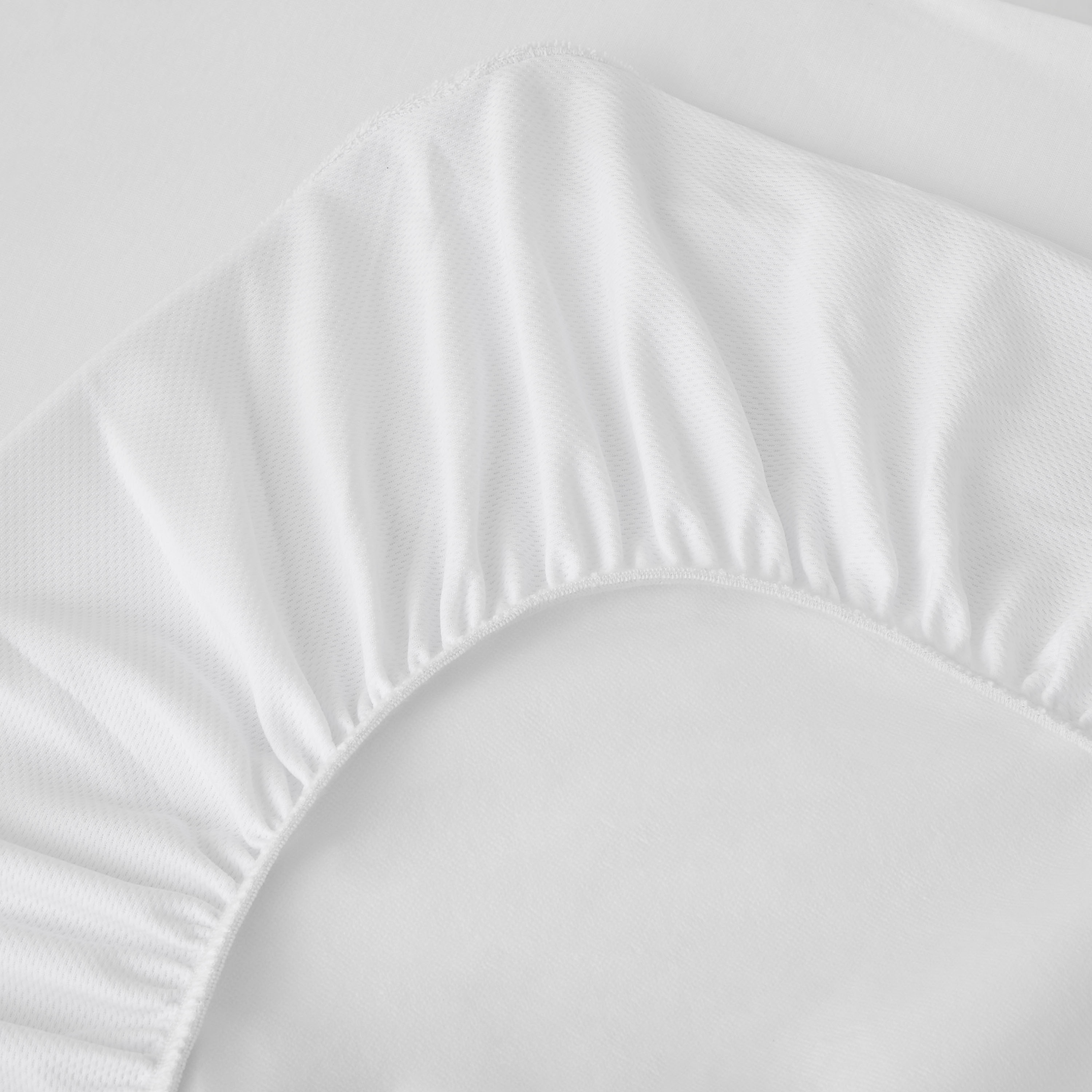 Giggles Mattress Protector Crib Accessory, 70x130x20 cm-baby-nursery-furniture-cribsandbeds-cribaccessories-image-5