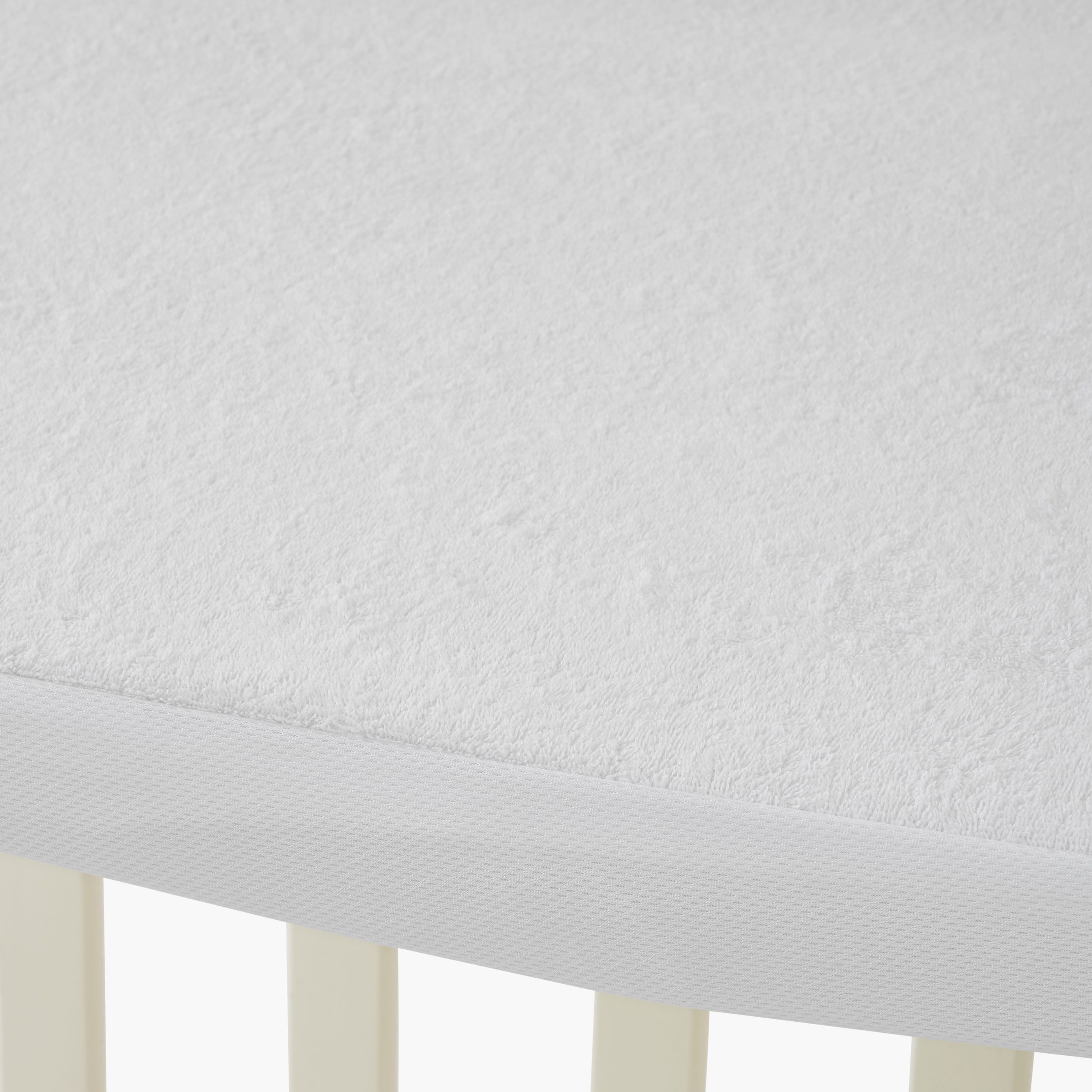 Giggles Mattress Protector Crib Accessory, 70x130x20 cm-baby-nursery-furniture-cribsandbeds-cribaccessories-image-4