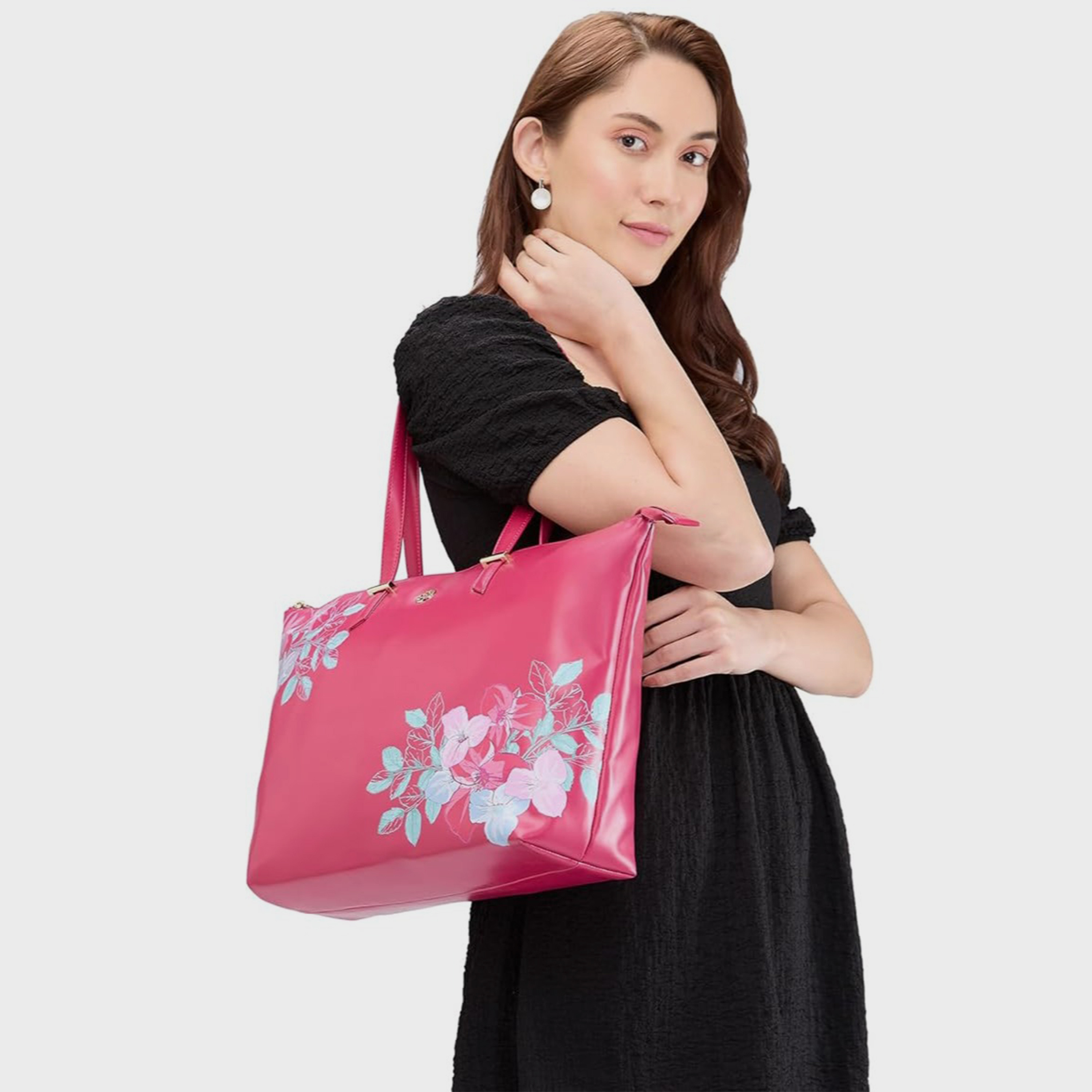 حقيبة حمل بمقبض مزدوج مطبوعة من Caprese مع إغلاق بسحاب | 47 × 25 × 14 سم-women-bagsandwallets-handbags-image-3