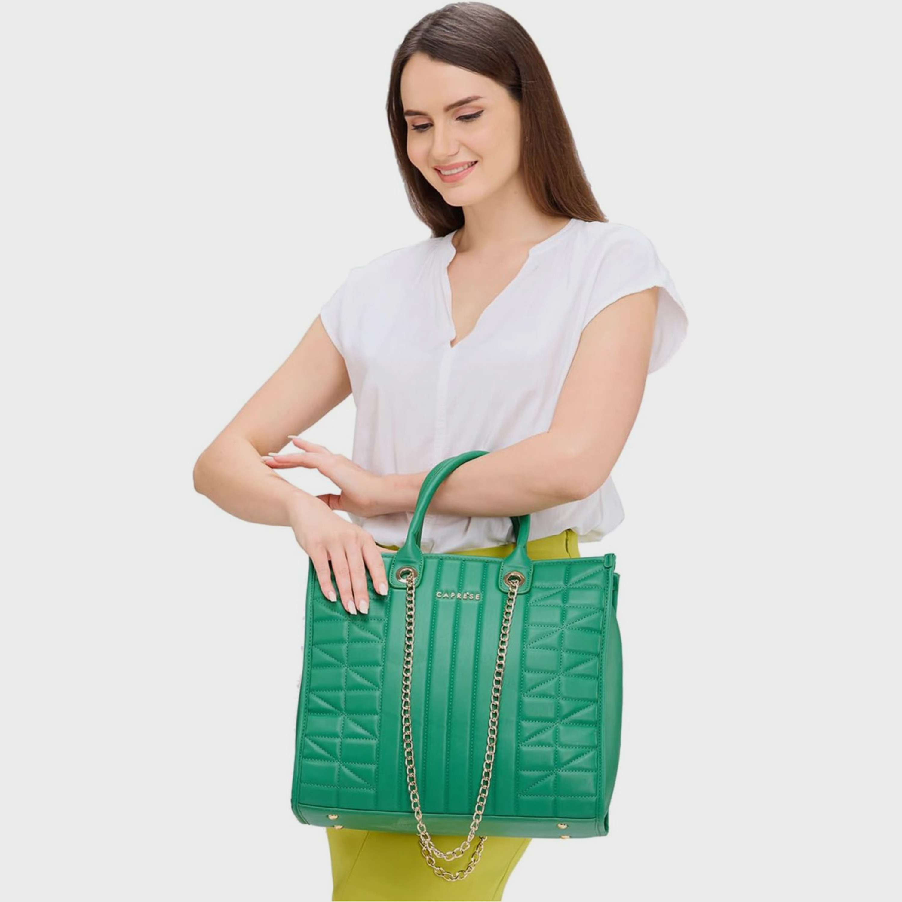 حقيبة كتف مبطن بمقبض مزدوج Caprese مع إغلاق بسحاب وحزام سلسلة | 47 × 25 × 14 سم-women-bagsandwallets-handbags-image-2