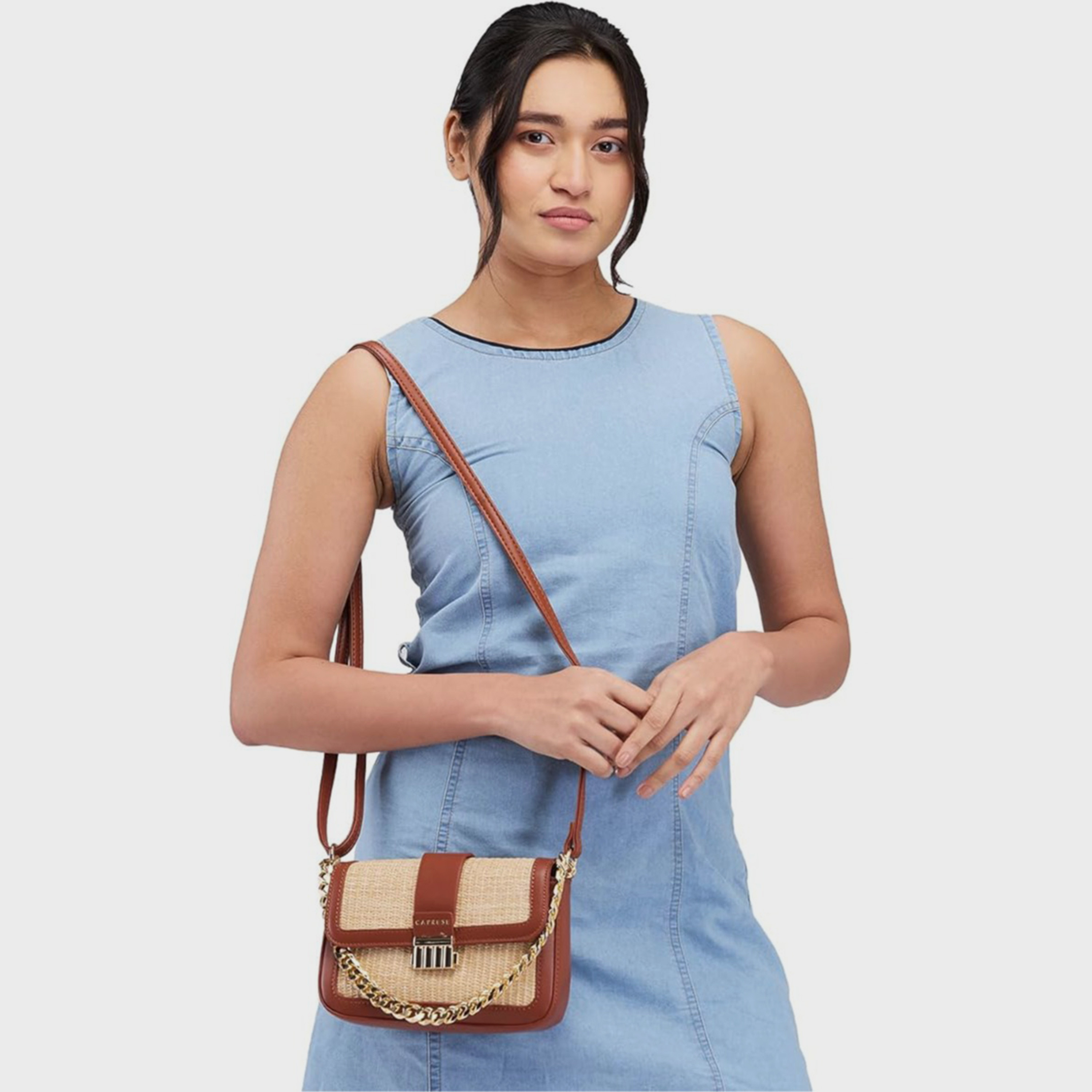 حقيبة كروس كبريزي بغطاء قلاب للإغلاق وحزام قابل للتعديل | 29 × 13.5 × 23 سم-women-bagsandwallets-handbags-image-2