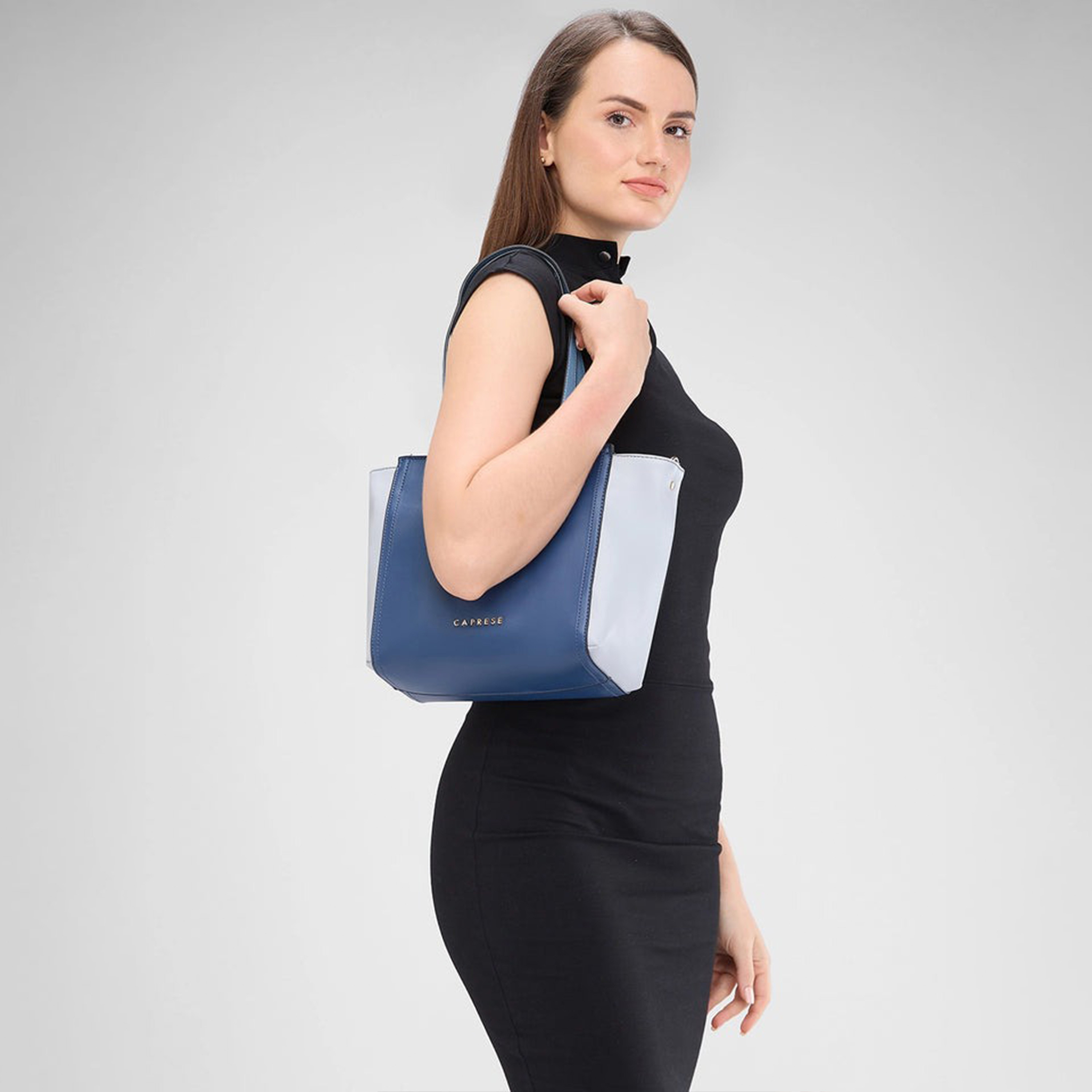 حقيبة حقيبة بمقبض مزدوج من Caprese مع إغلاق بسحاب وحزام قابل للفصل | 34 × 25 × 13 سم-women-bagsandwallets-handbags-image-3