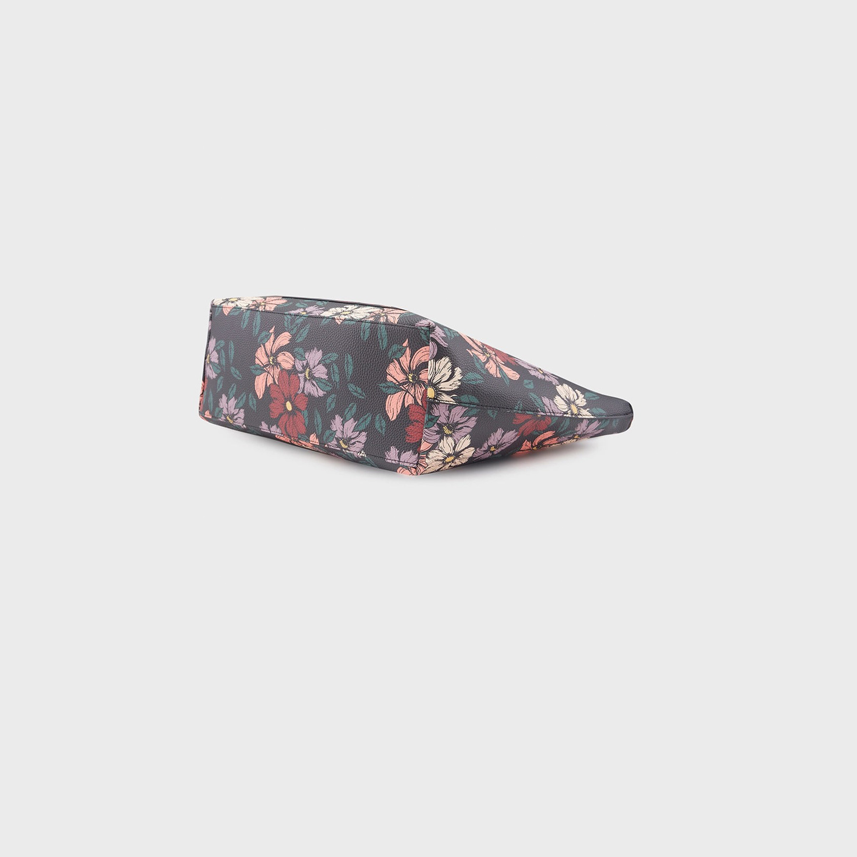 حقيبة كتف بمقبض مزدوج مطبوعة من Caprese مع إغلاق بسحاب | 36 × 31 × 13 سم-women-bagsandwallets-handbags-image-5