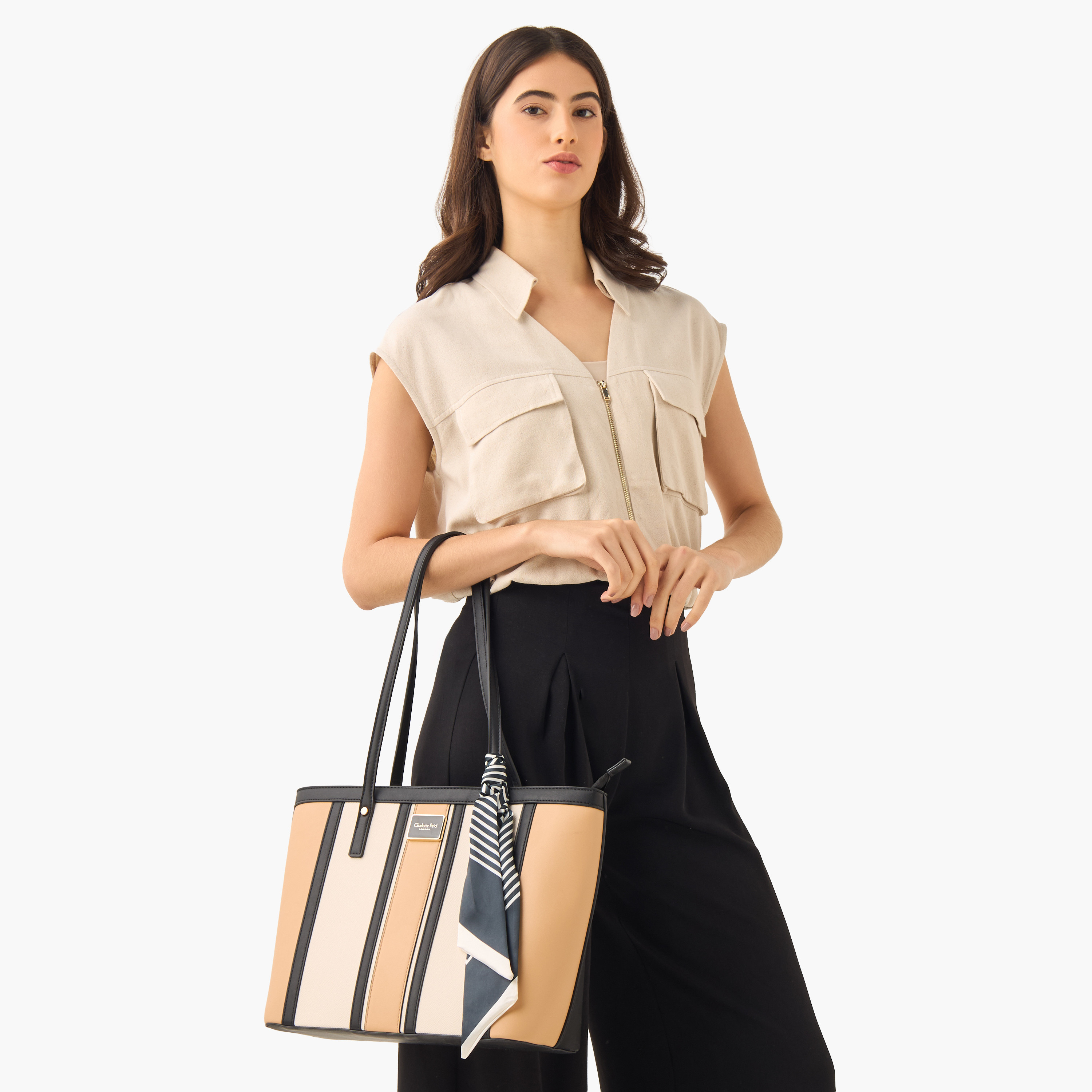 شنطة تسوق بقوالب ملونة ووشاح من شارلوت ريد-women-bagsandwallets-handbags-image-2