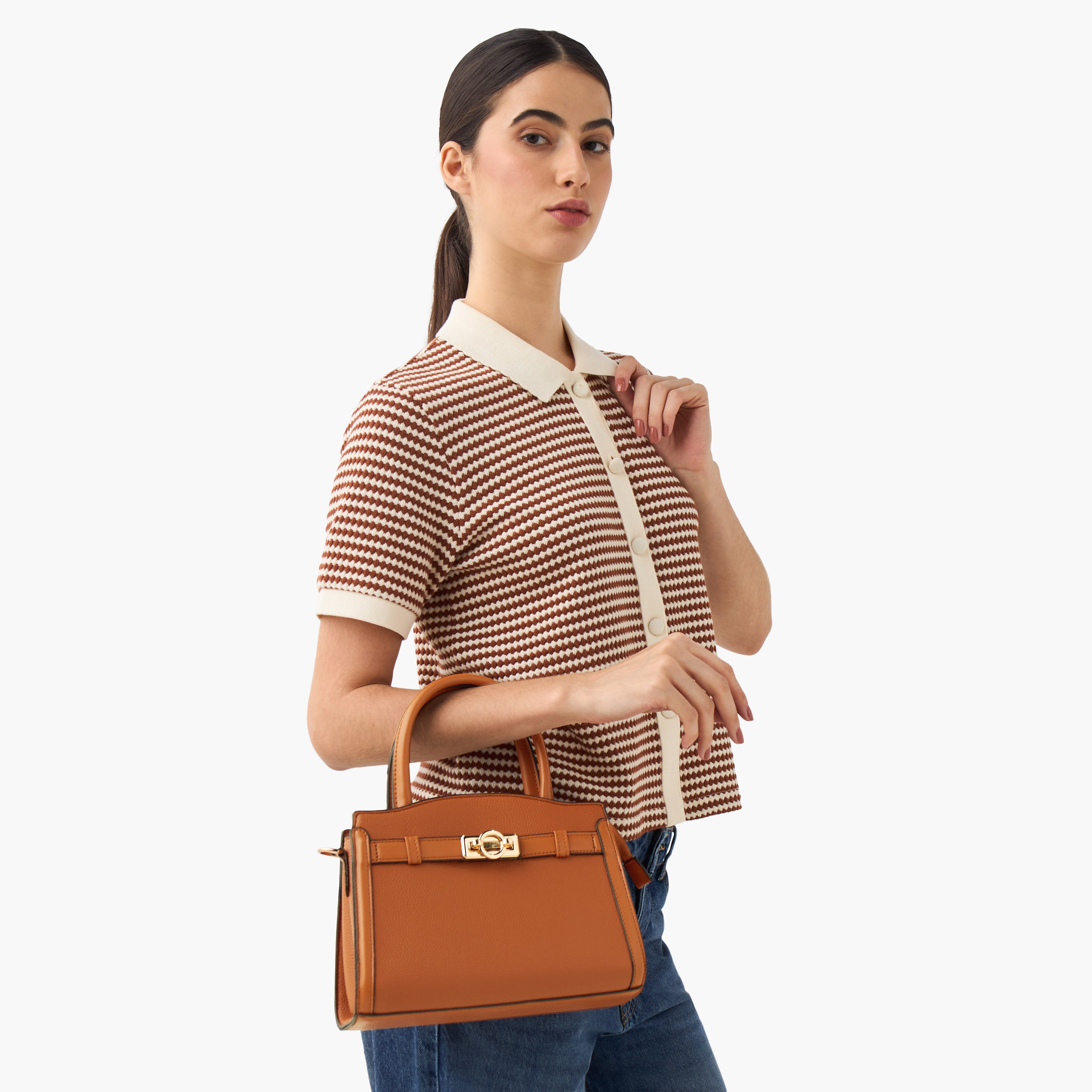 شنطة توت بارزة الملمس بمقبض مزدوج توم من ساشا-women-bagsandwallets-handbags-image-8