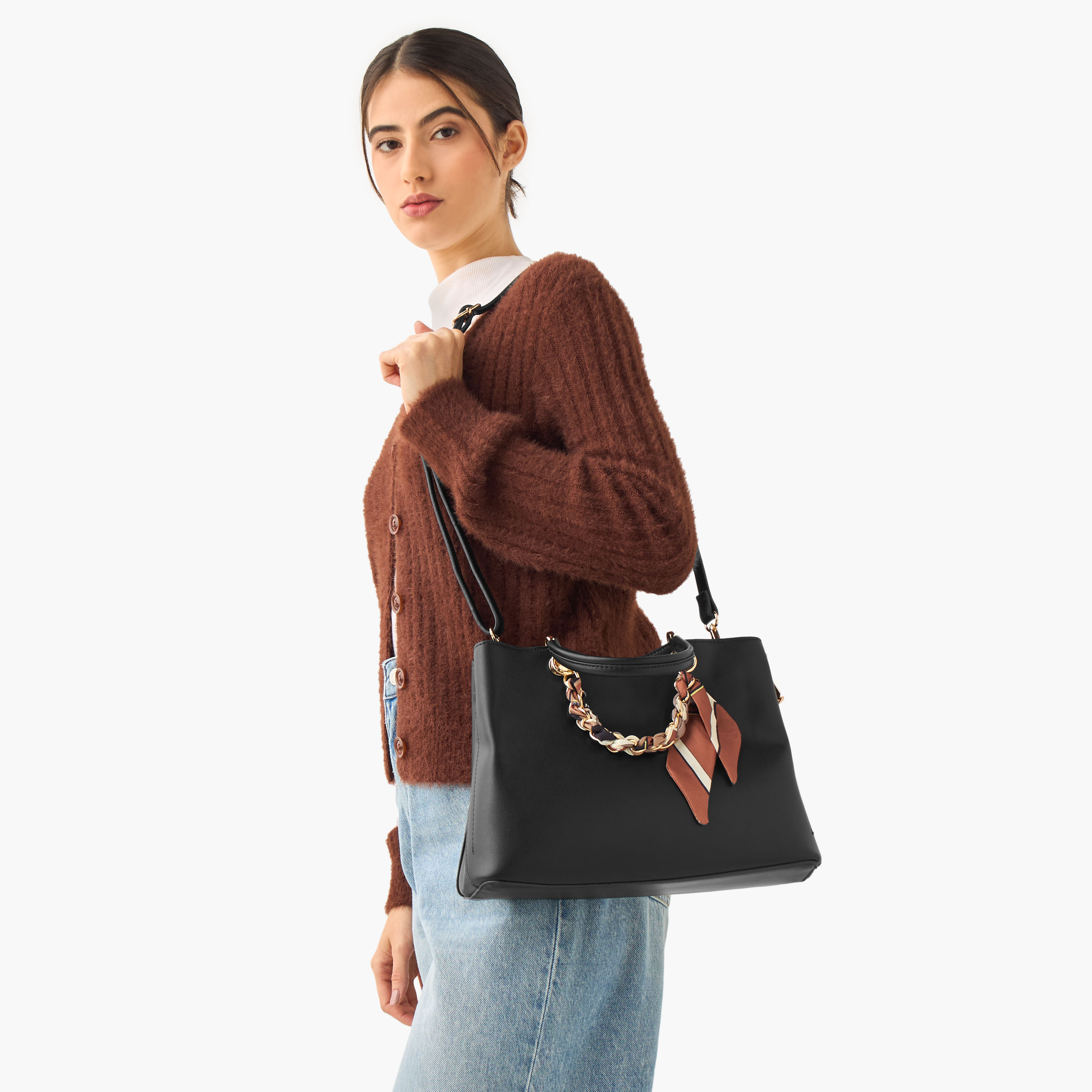 شنطة توتي بتفاصيل وشاح وحزام قابل للفصل من ساشا توم-women-bagsandwallets-handbags-image-2