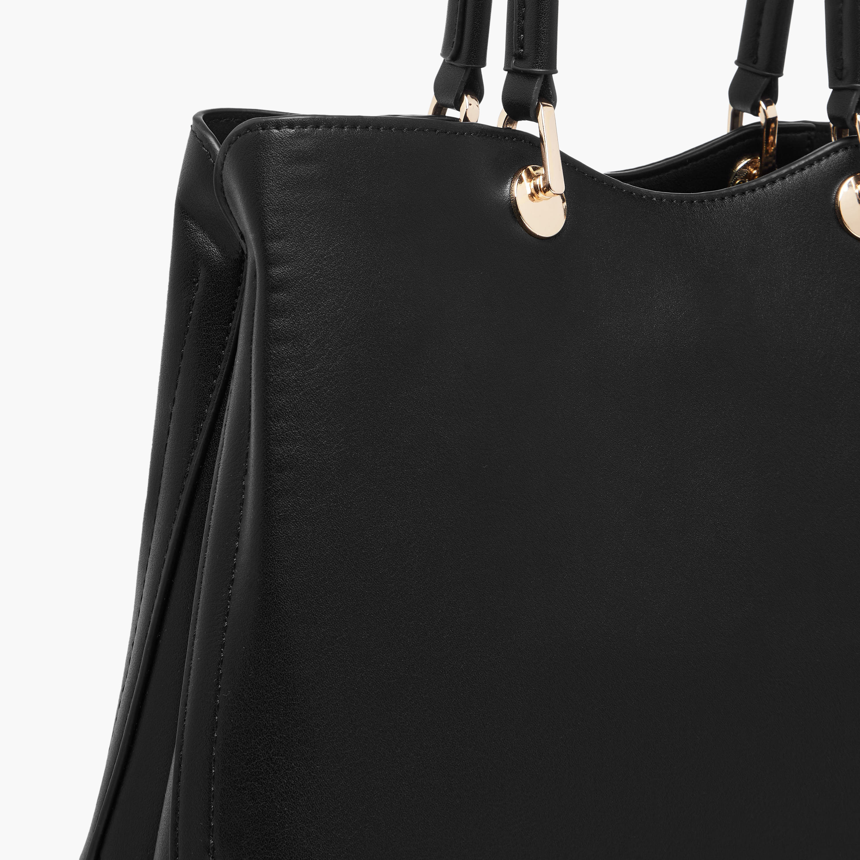 شنطة توتي بتفاصيل وشاح وحزام قابل للفصل من ساشا توم-women-bagsandwallets-handbags-image-6