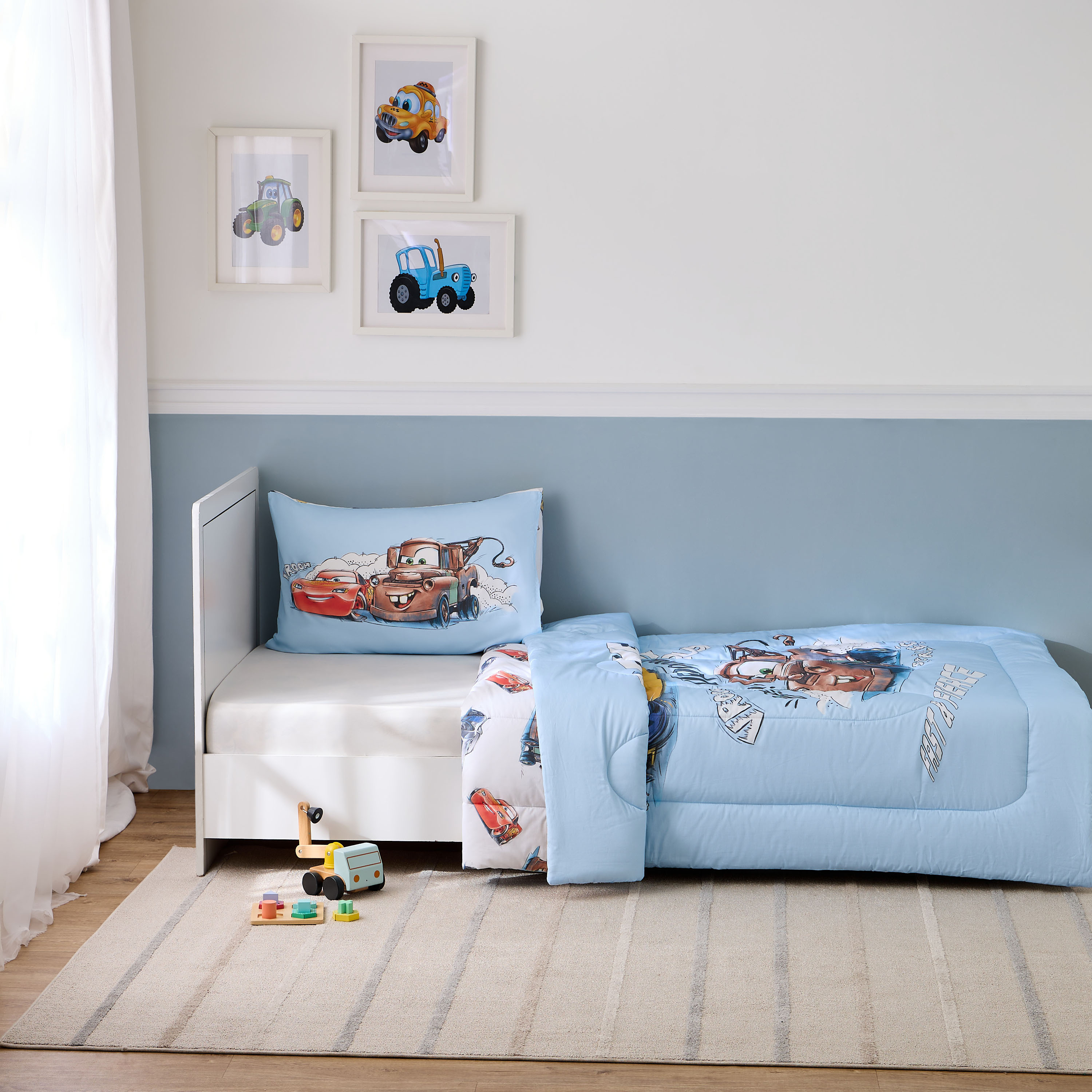 Disney Toddler Bedding Set with Cars Print, 160x220 cm-baby-nursery-toddlerbedding-image-1