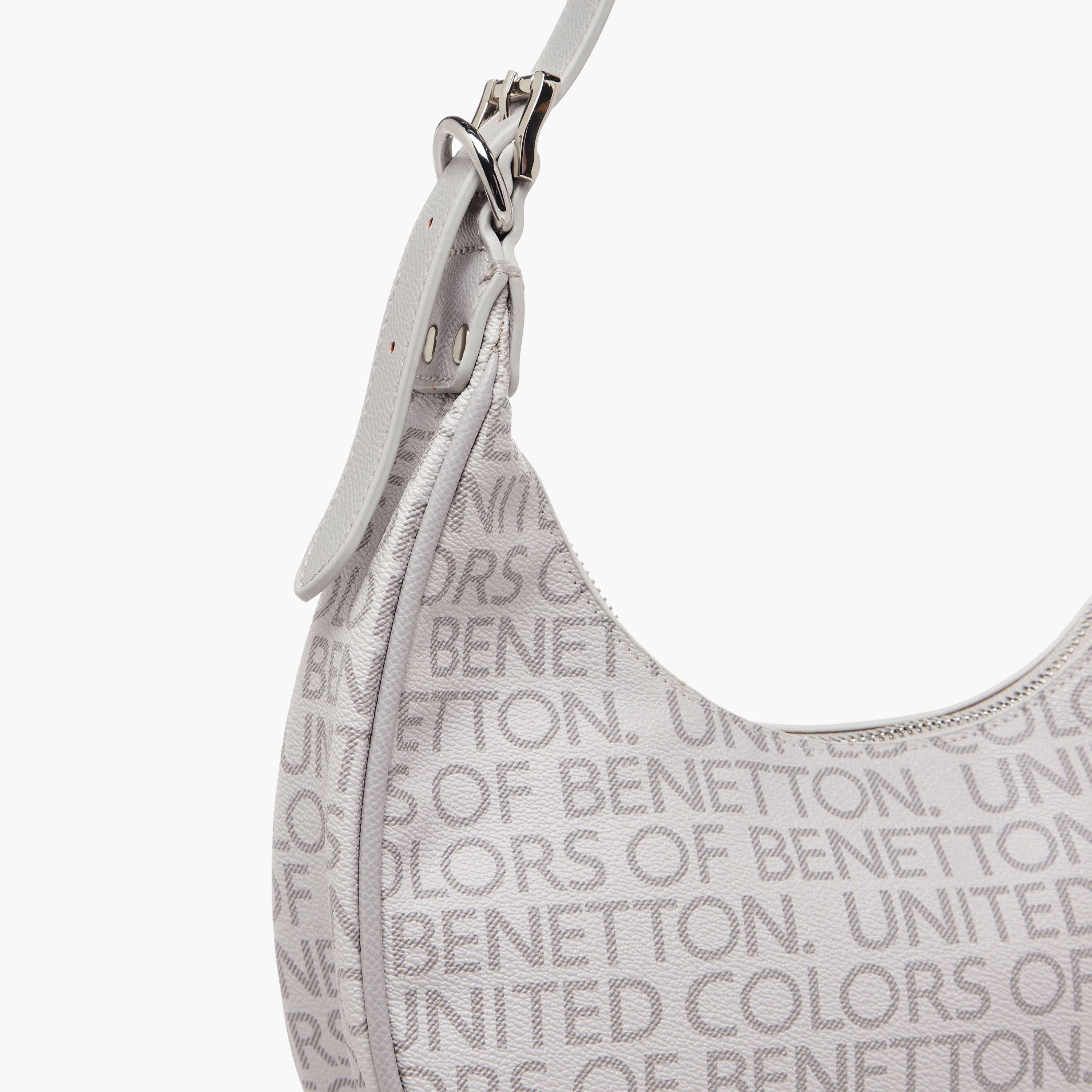 شنطة باجيت بطبعات شعار مع حمالة قابلة للتعديل من يو سي بي-women-bagsandwallets-handbags-image-6