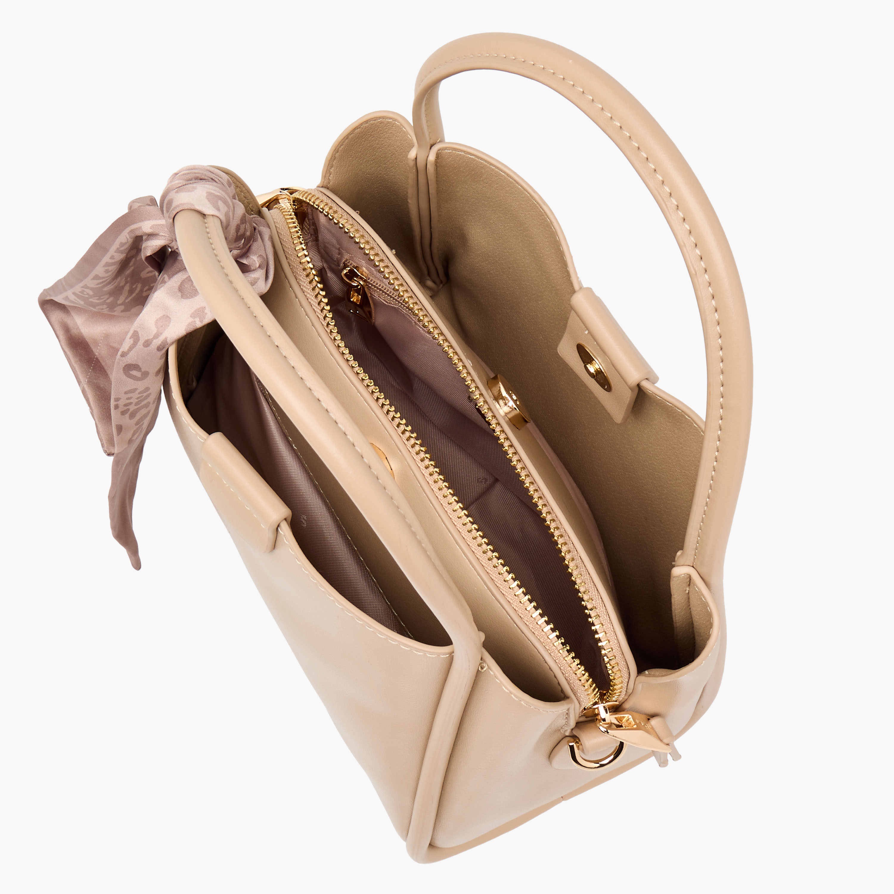 شنطة كروس بودي بارزة الملمس بتفاصيل وشاح وسلسلة من سيسلي-women-bagsandwallets-handbags-image-9