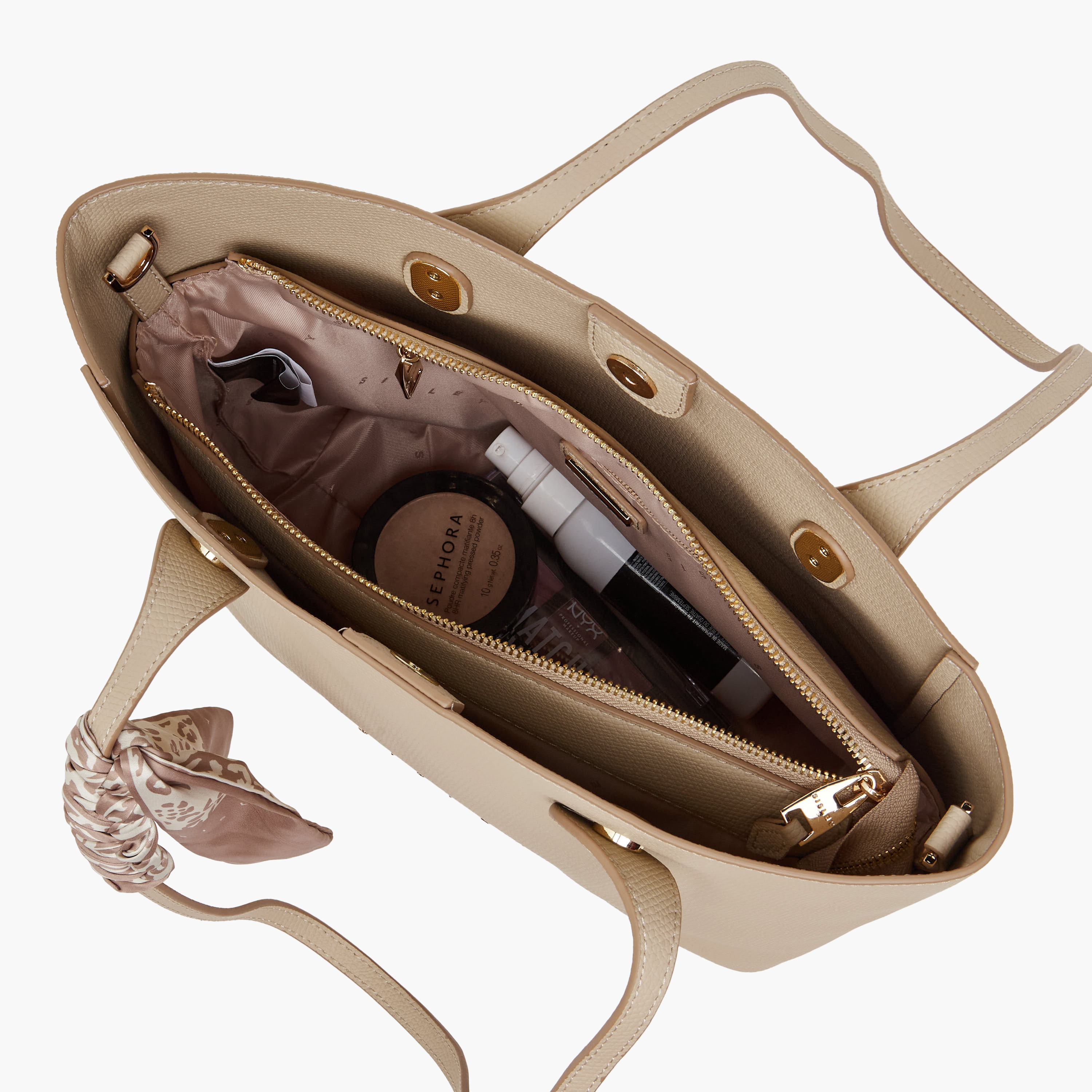 شنطة توت بارزة الملمس بتفاصيل وشاح من سيسلي-women-bagsandwallets-handbags-image-9