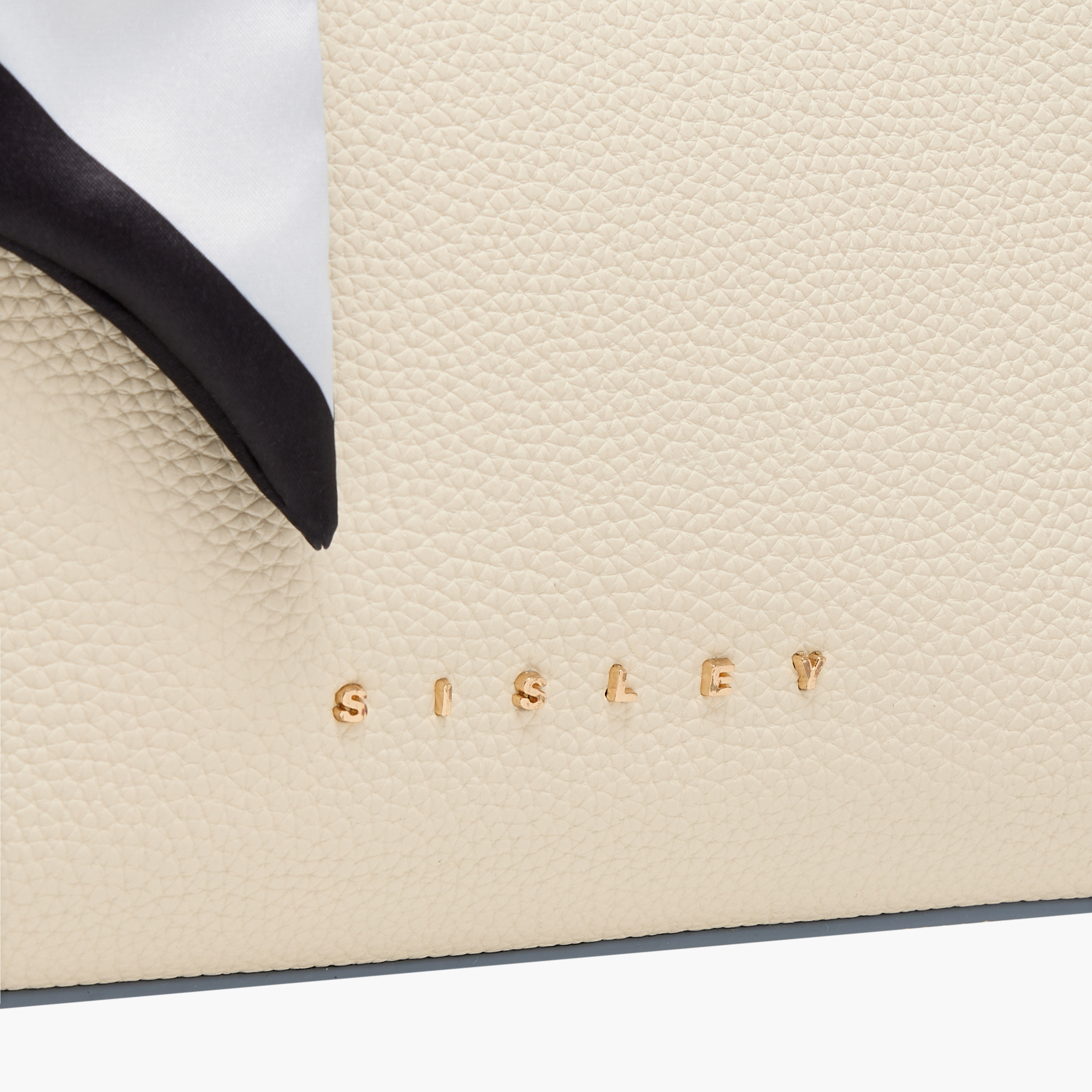 شنطة كروس بودي بارزة الملمس بتفاصيل وشاح من سيسلي-women-bagsandwallets-handbags-image-6