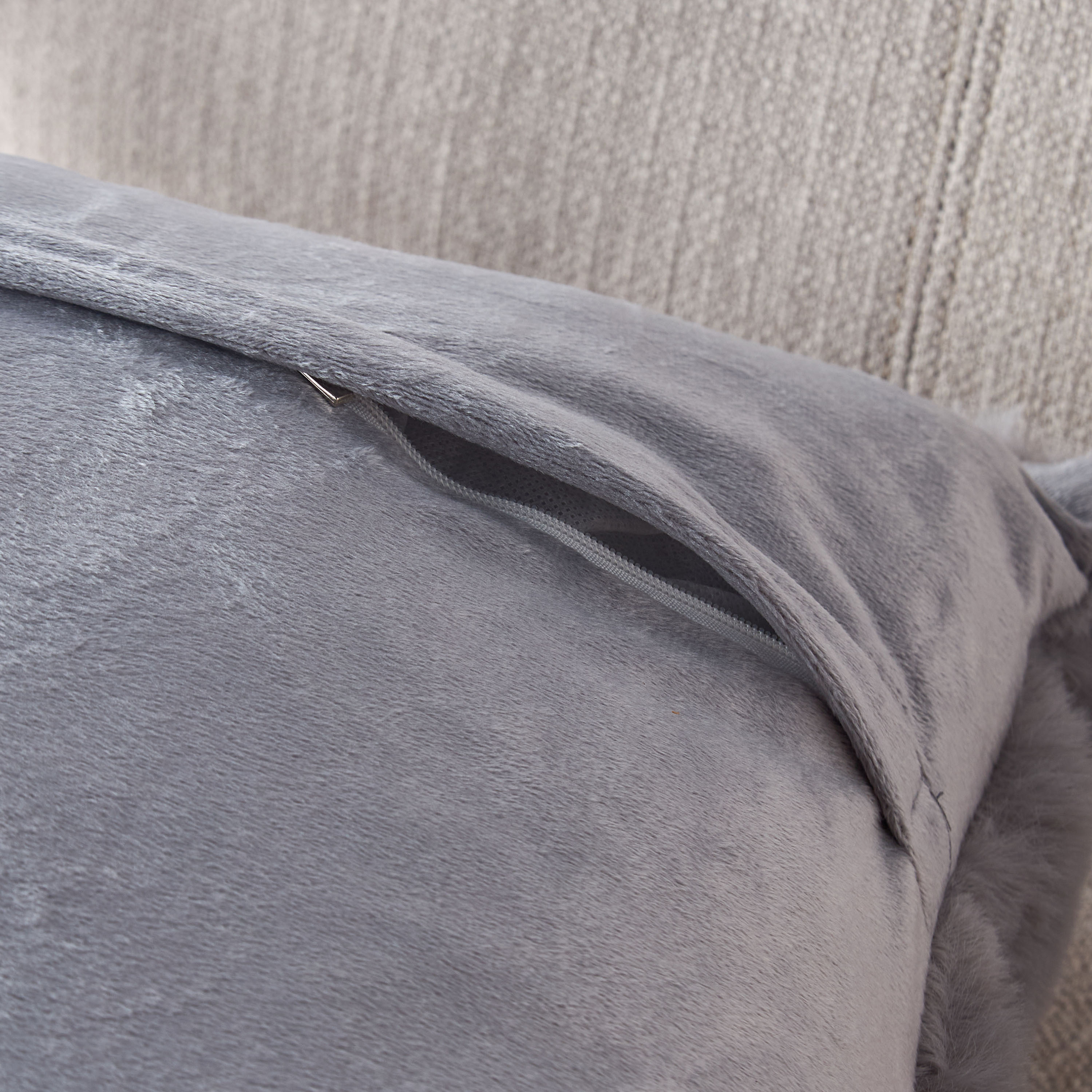 Gia Como - Bubble Rabbit Fur Cushion - Grey -household-cushionsandthrows-filledcushions-decorativecushions-image-4