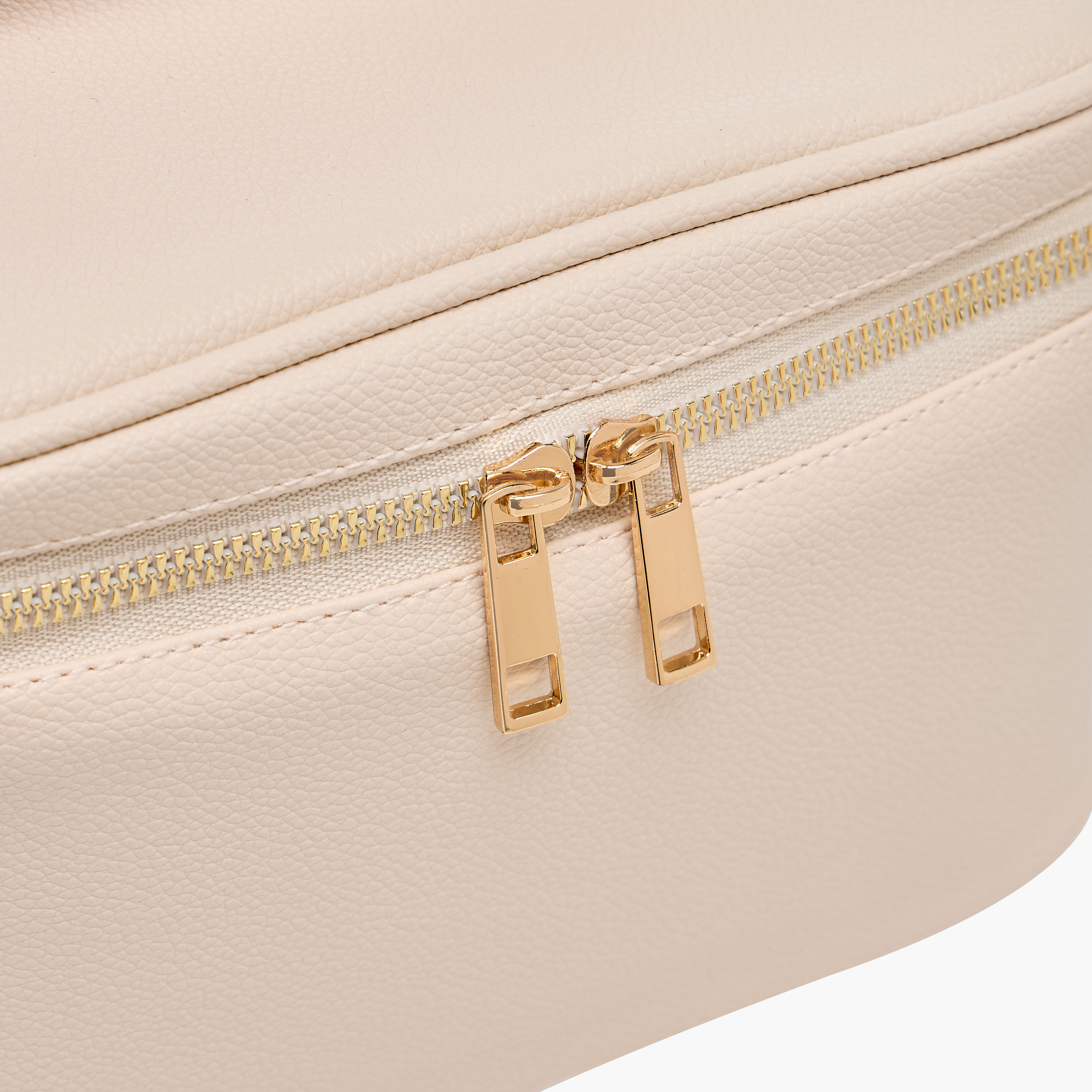 شنطة مكياج بمرآة وإضاءة ليد - 19x14x12 سم-women-watchesandjewellery-jewellery-storage-image-9