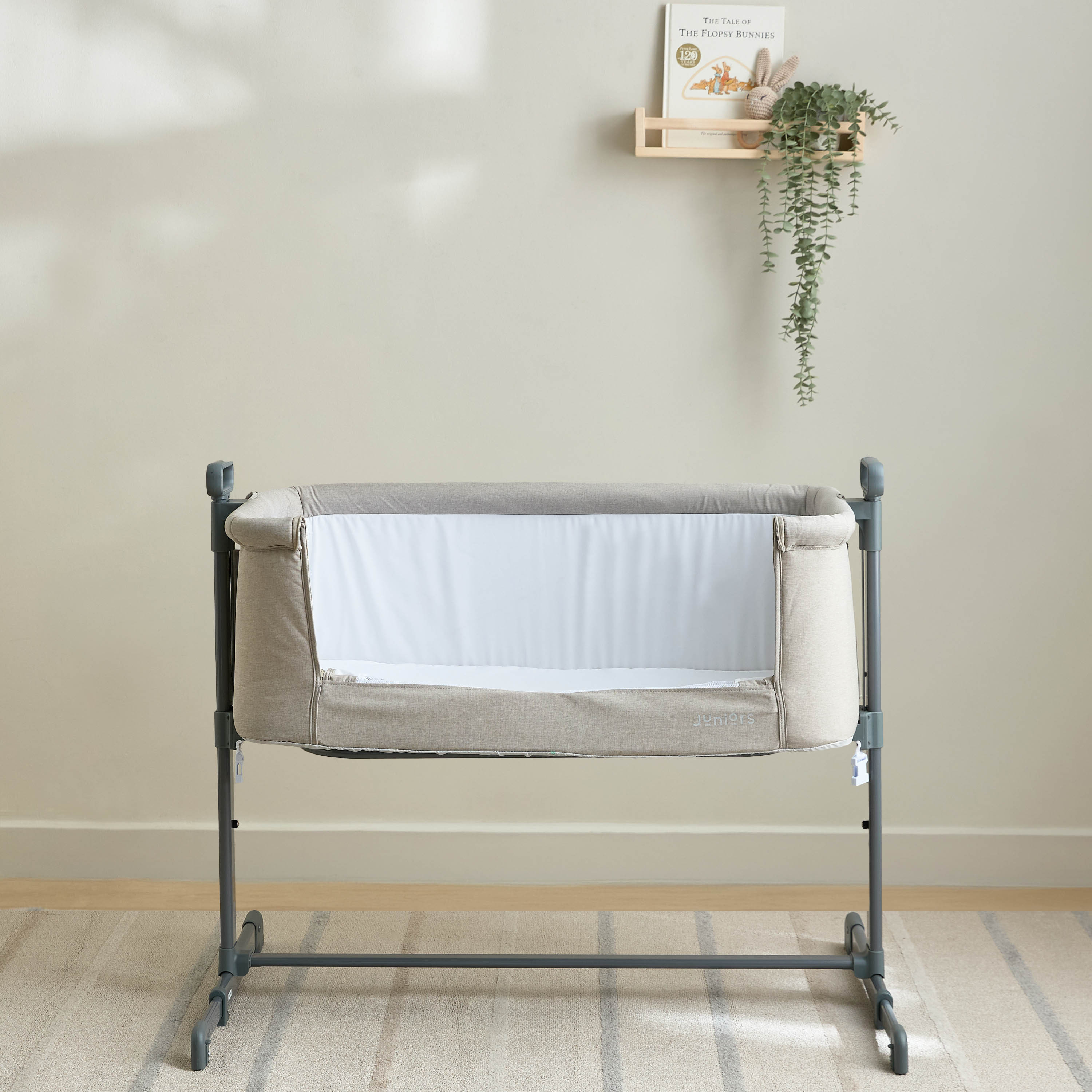 Juniors Peyton Side Bassinet-baby-nursery-furniture-cribsandbeds-bassinets-image-8