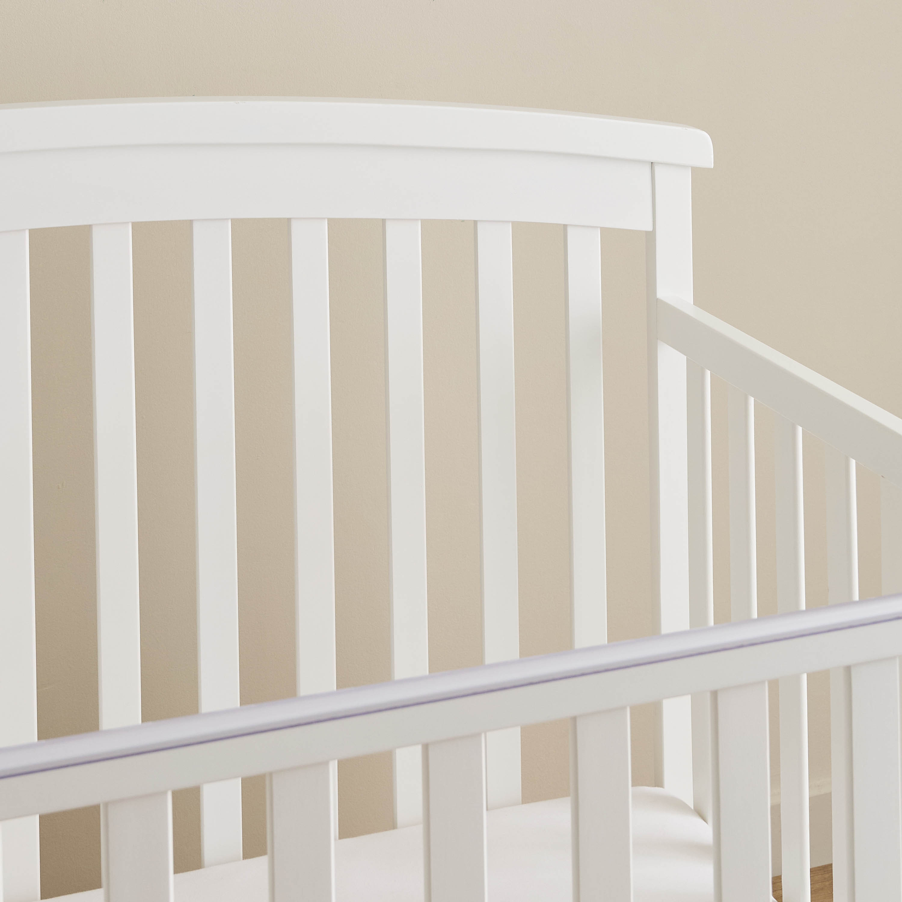 Juniors Julian Crib with Adjustable Height and Guard Rails (Up to 36 months)-baby-nursery-furniture-cribsandbeds-babycribs-image-7