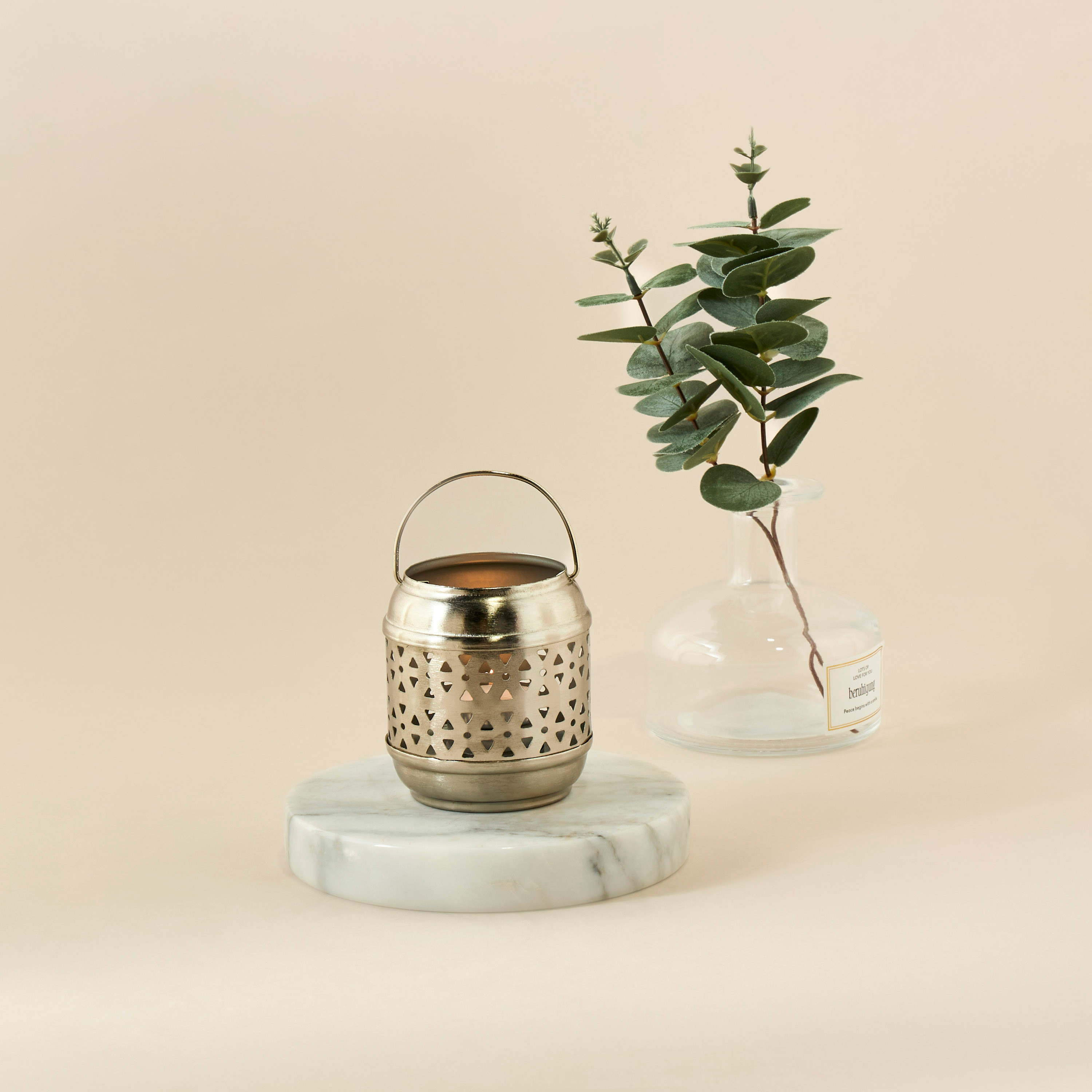 Cutout Detail Metal Lantern with Handle-household-decor-candleholdersandlanterns-image-2