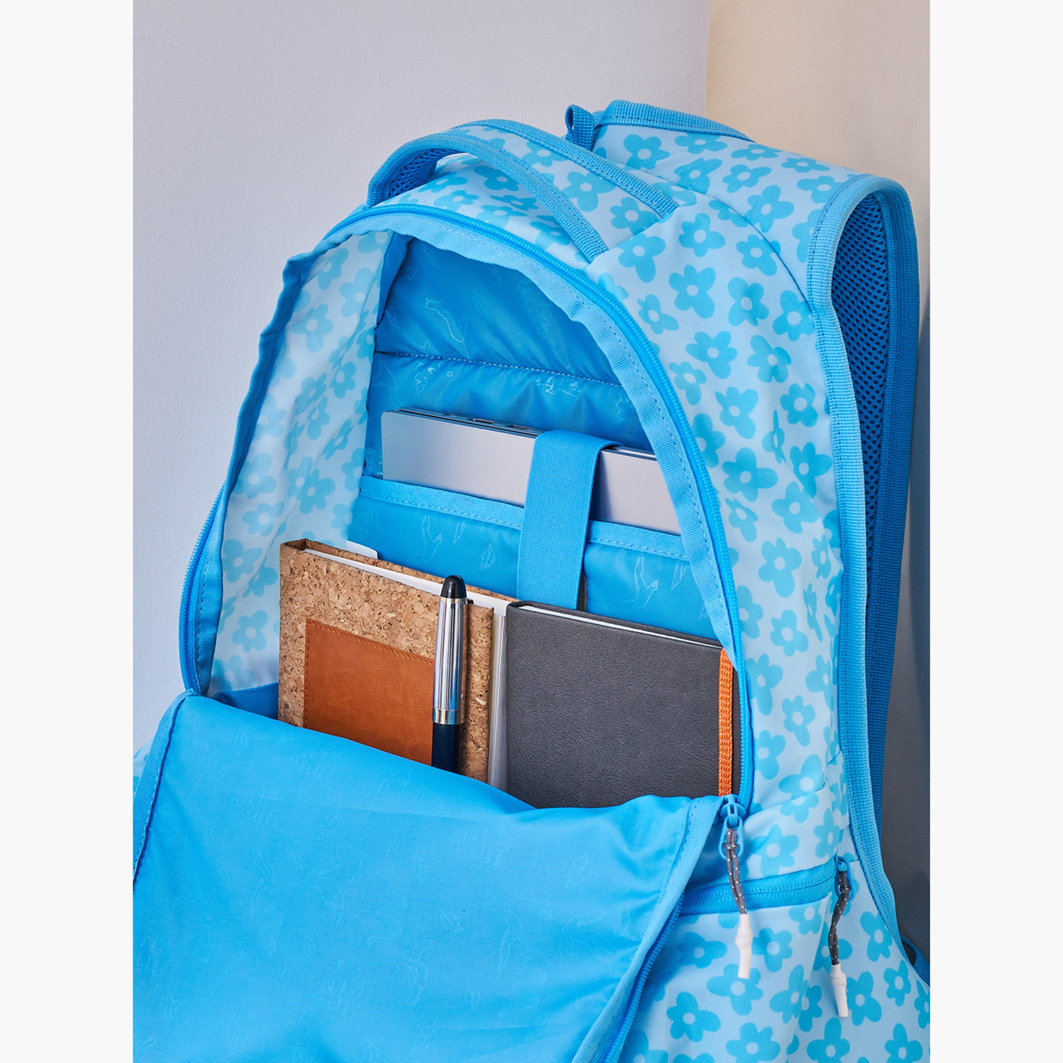 Wildcraft Wiki Floral Print School Backpack with Coin Pouch - 23x23x47 cms-school-bagsandbackpacks-backpacks-image-11