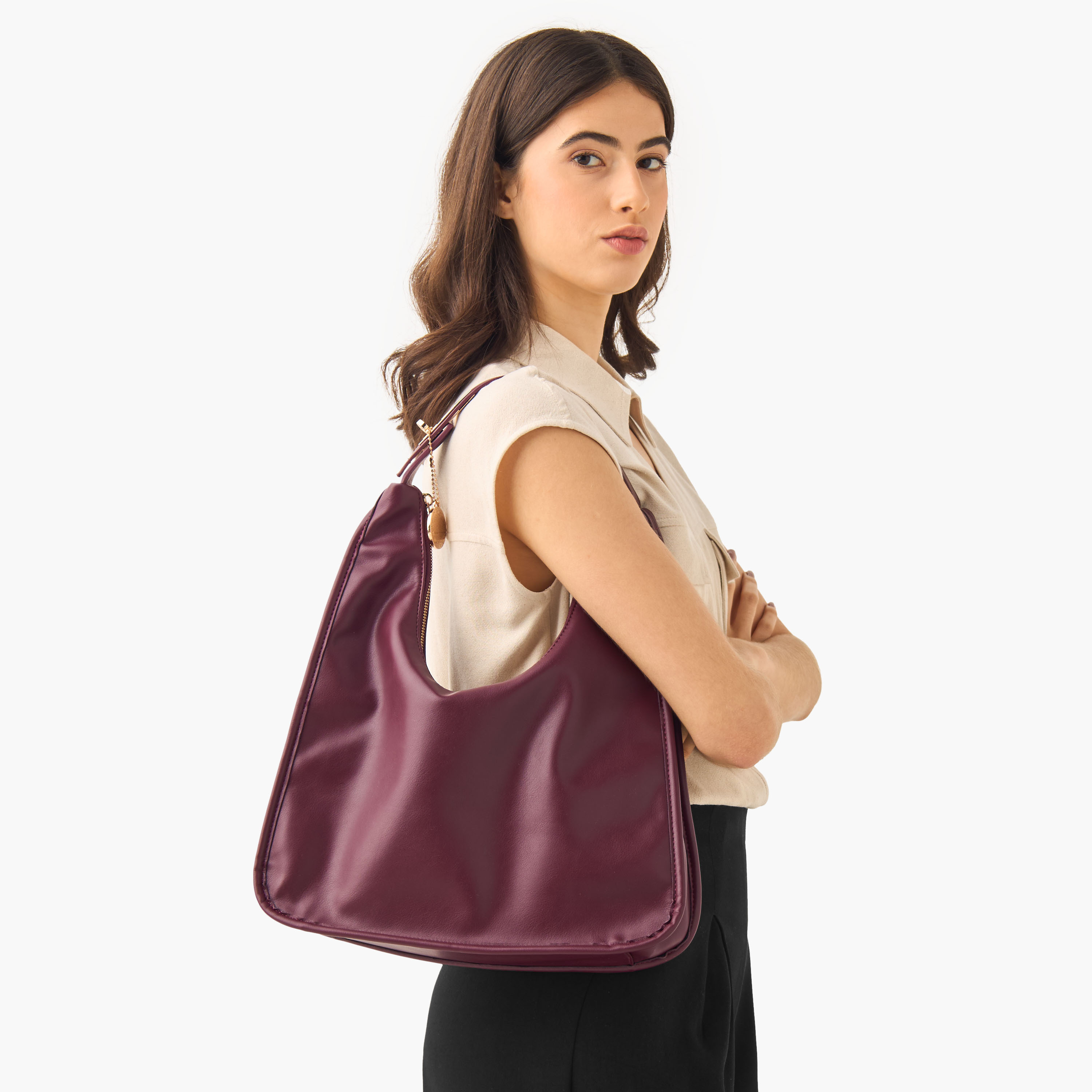 شنطة هوبو سادة بسحاب إغلاق من مارينا جالانتي-women-bagsandwallets-handbags-image-2