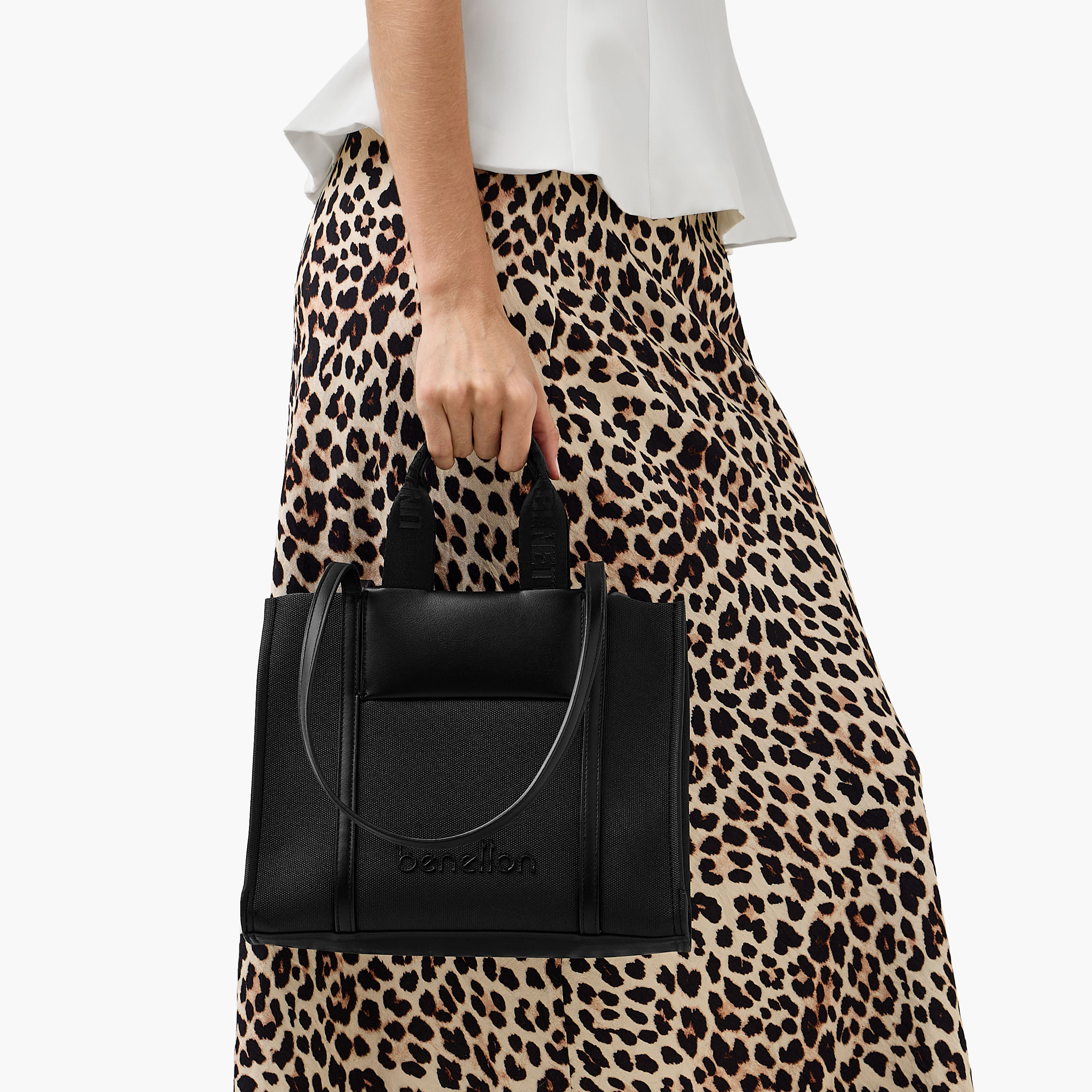 شنطة توتي بارزة الملمس بمقابض مزدوجة من يو سي بي-women-bagsandwallets-handbags-image-8