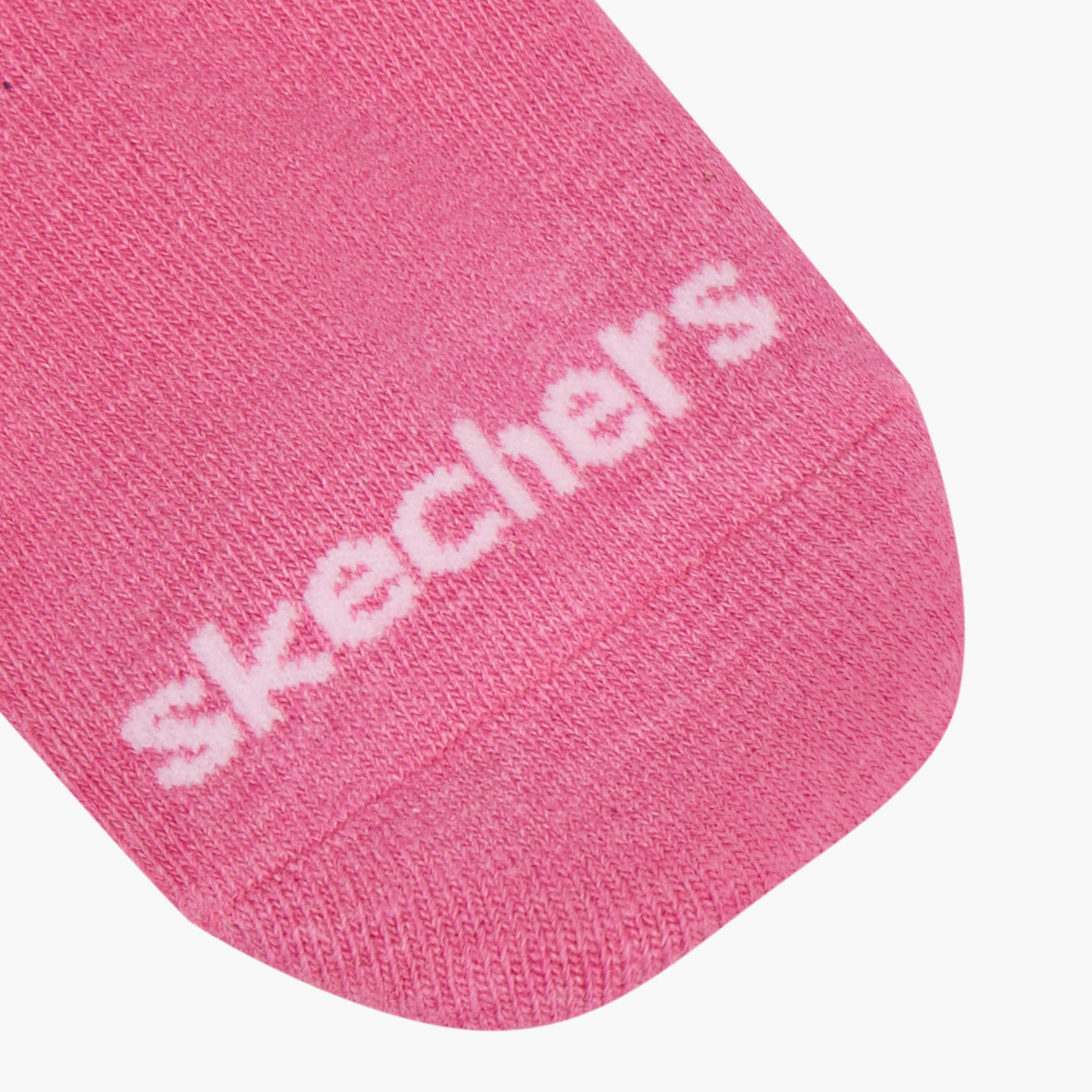 جوارب غير مرئية غير تيري بطبعات شعار من سكيتشيرز - طقم من 3-girls-accessories-socks-image-3
