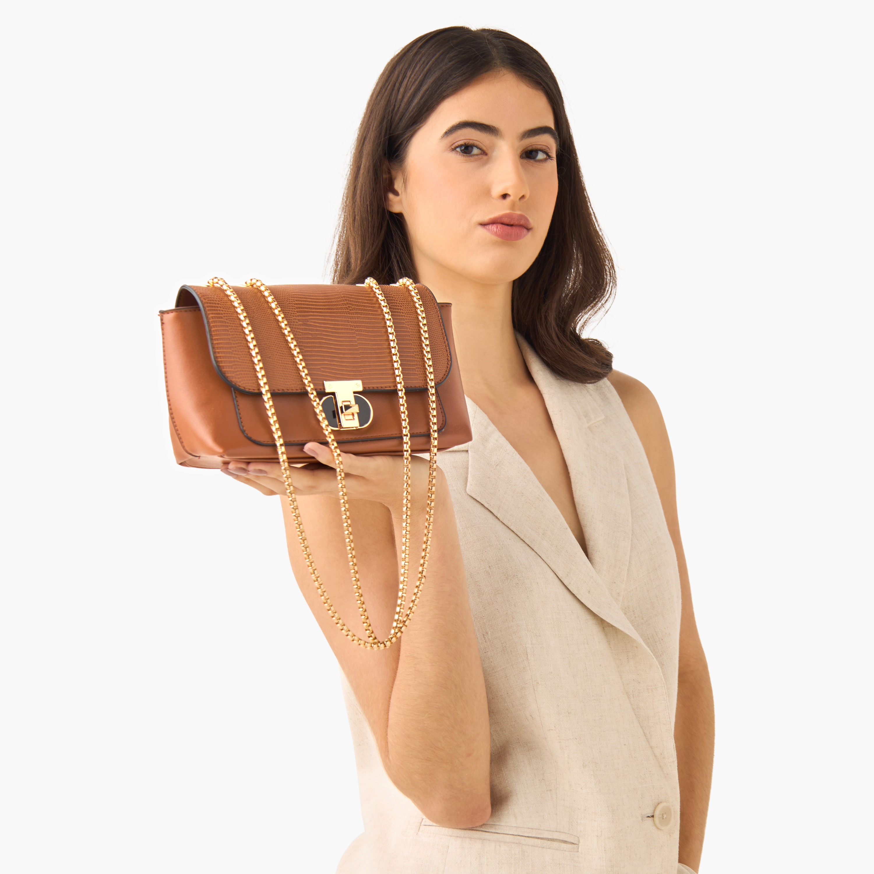 شنطة كروس بودي بارزة الملمس بحزام سلسلة سام من ساشا-women-bagsandwallets-handbags-image-2
