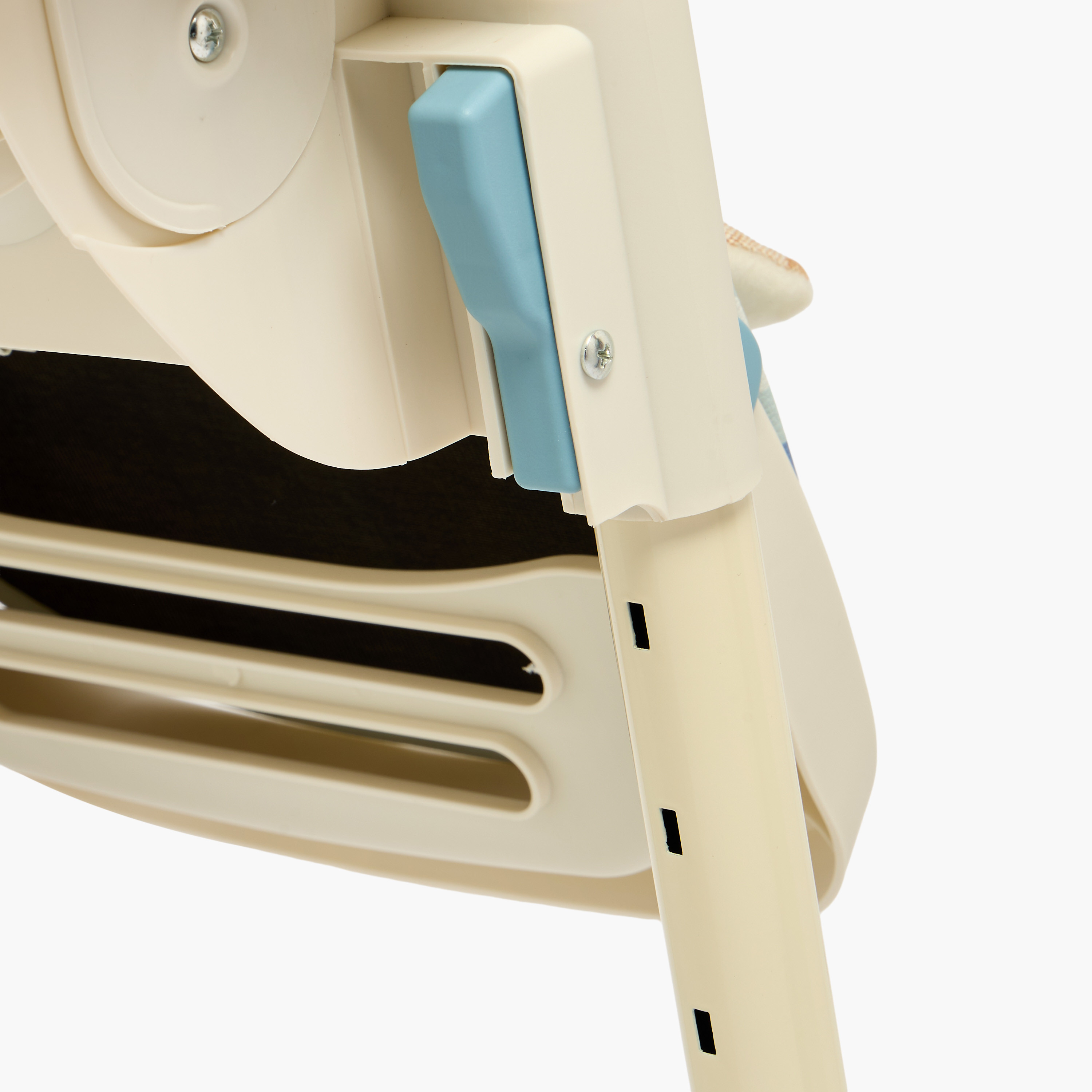 Juniors Bridger High Chair with Wheels-baby-feeding-highchairsandboosters-image-26