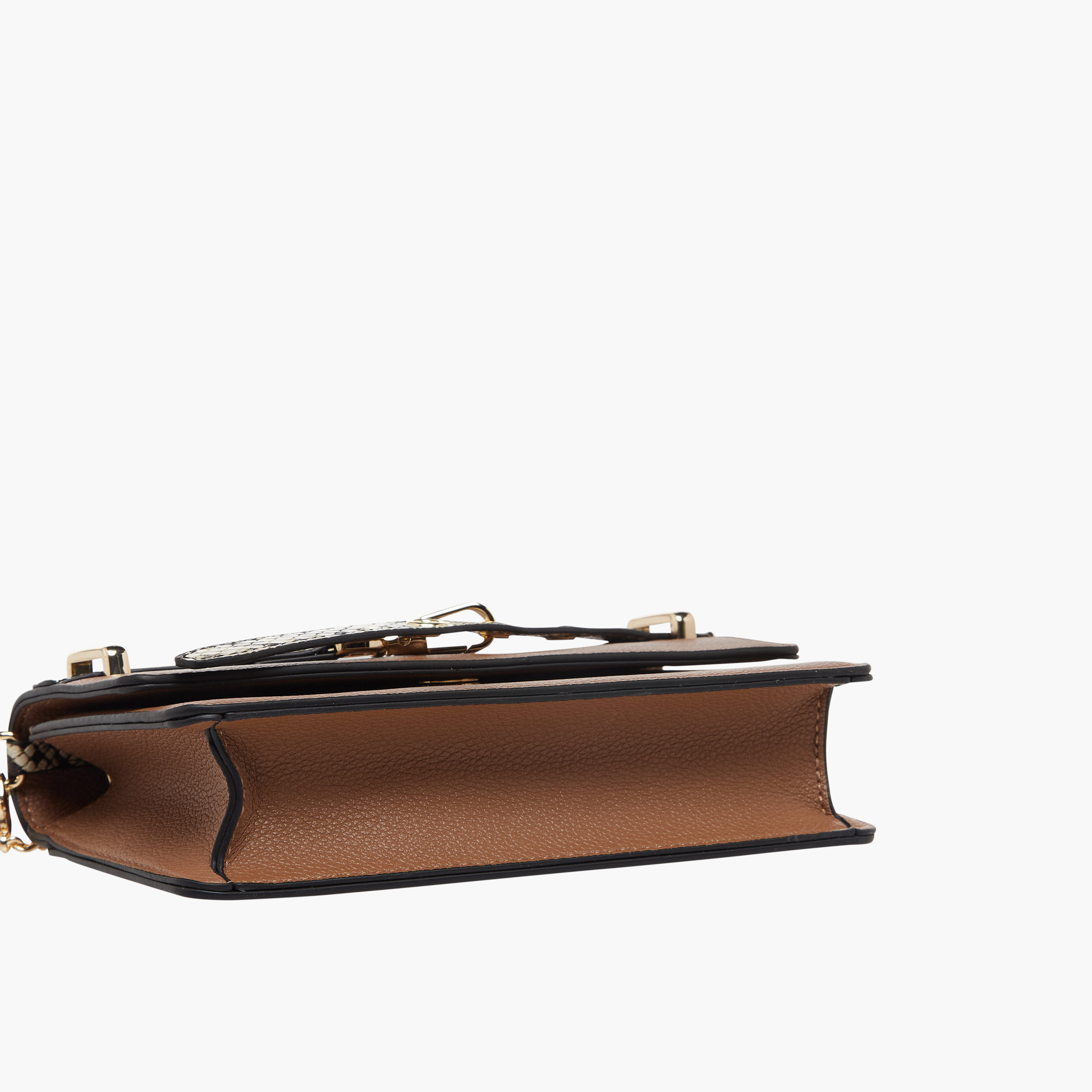شنطة كروس بودي بتفاصيل حزام بارز الملمس بتصميم جلد الحيوانات وبحمالة سلسلة من ساشا-women-bagsandwallets-handbags-image-7