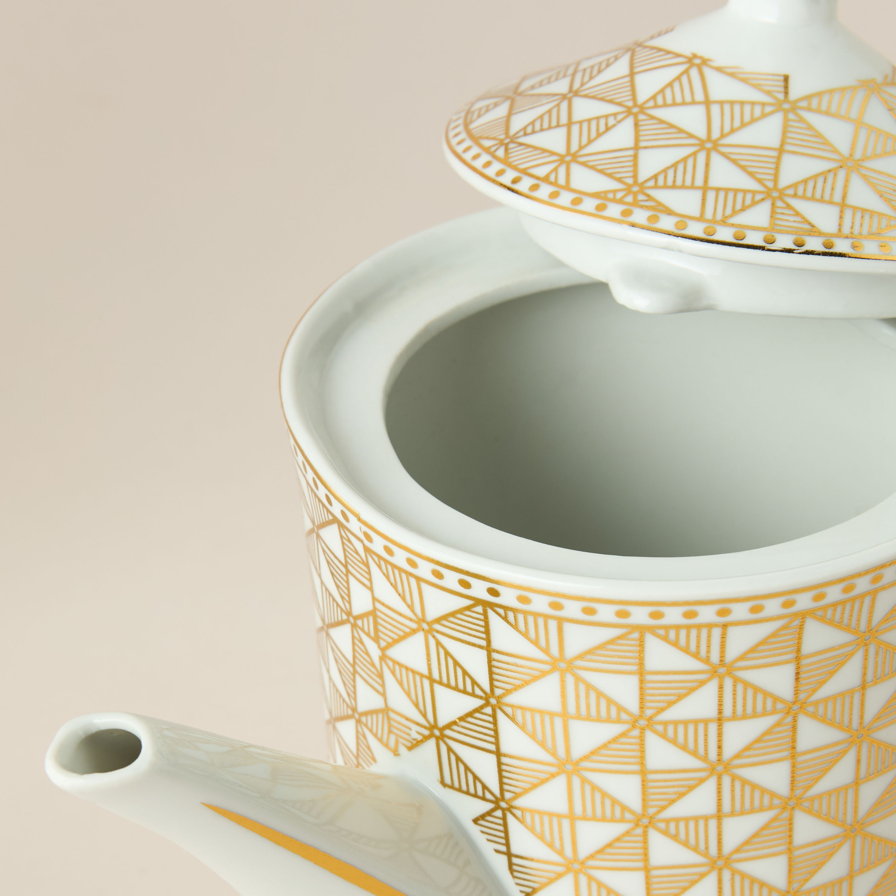 Linear Luxe Geometric Print 13-Piece Porcelain Cup and Saucer Set with Teapot-household-dining-teaandcoffee-teaandcoffeesets-image-7