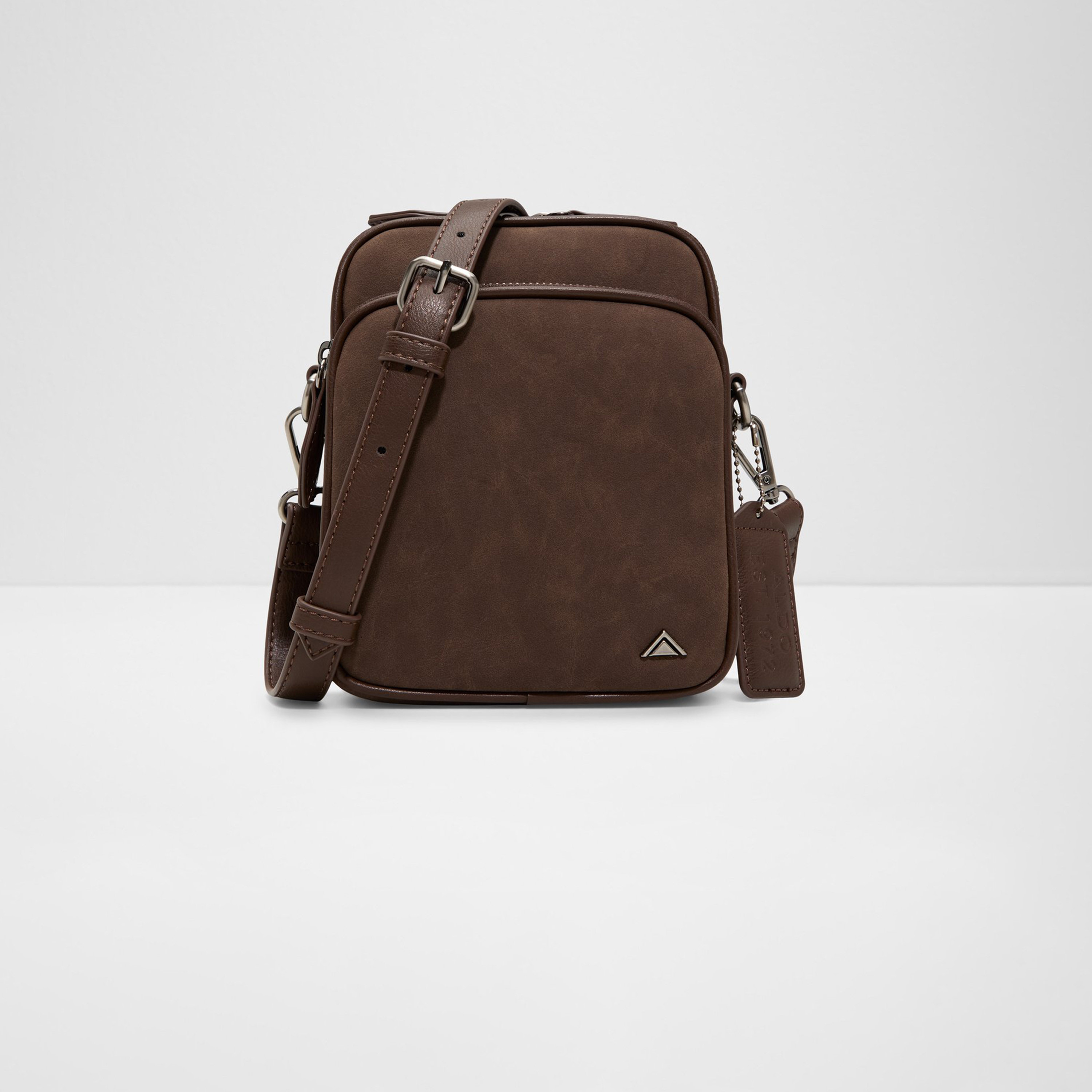 ألدو- شنطة كروس تومبسو سادة مع سحاب للإغلاق وحزام قابل للتعديل-men-bags-image-4