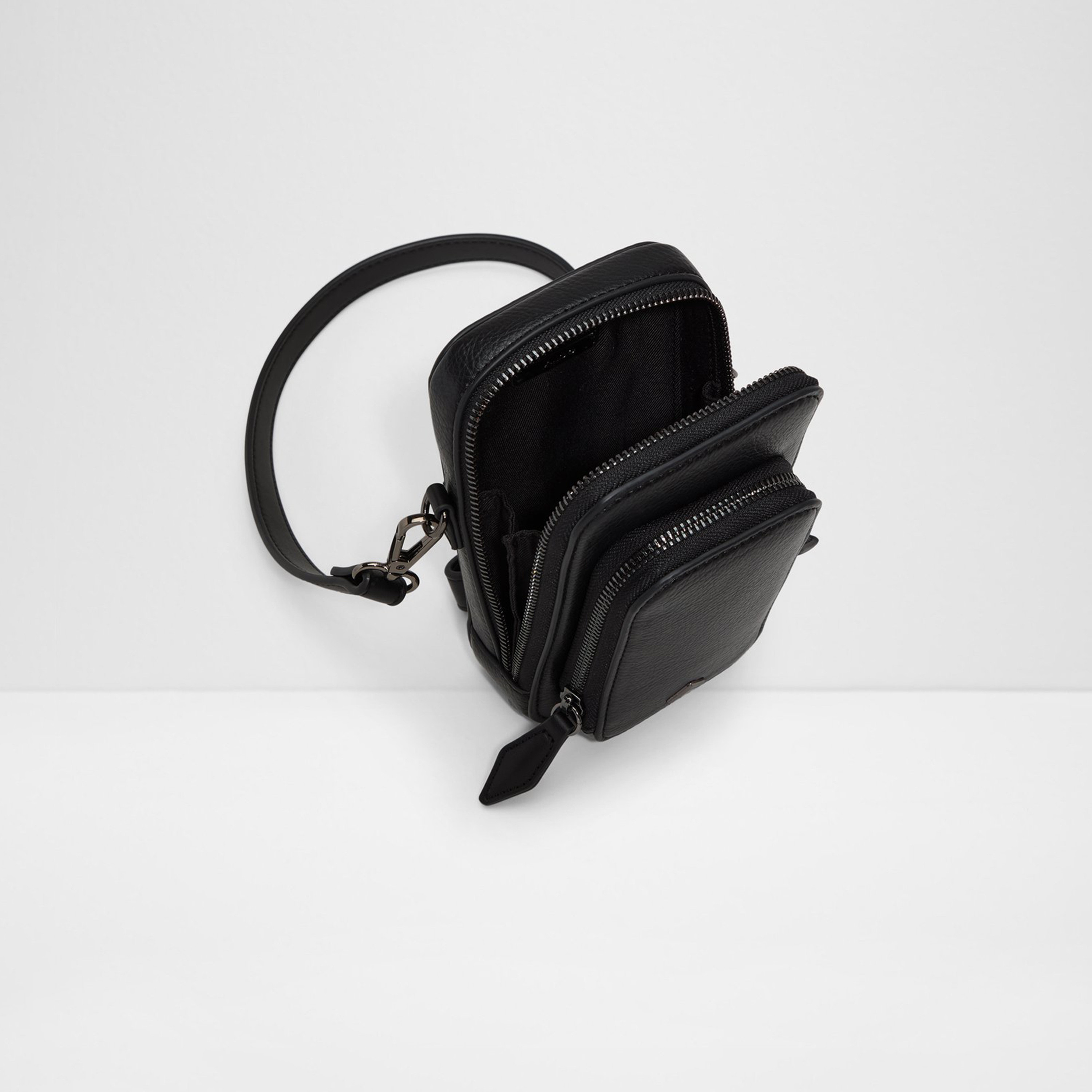 ألدو- شنطة كروس  إيريرد سادة مع سحاب للإغلاق وحزام قابل للتعديل-men-bags-image-7