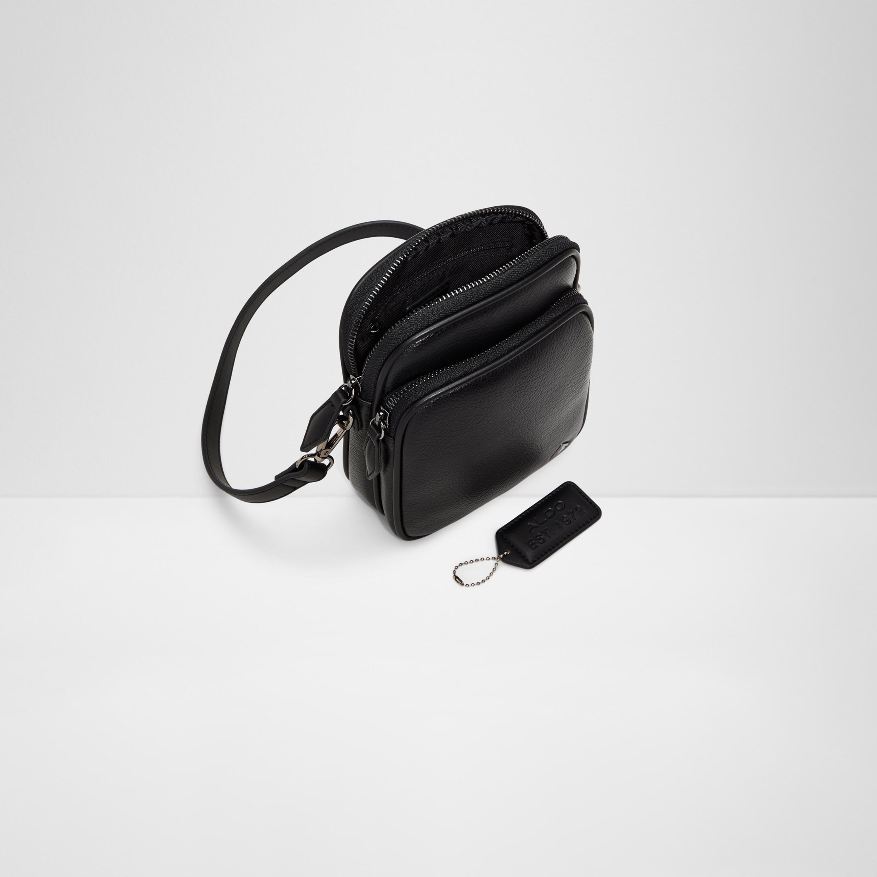 ألدو- شنطة كروس تومبسو سادة مع سحاب للإغلاق وحزام قابل للتعديل-men-bags-image-6