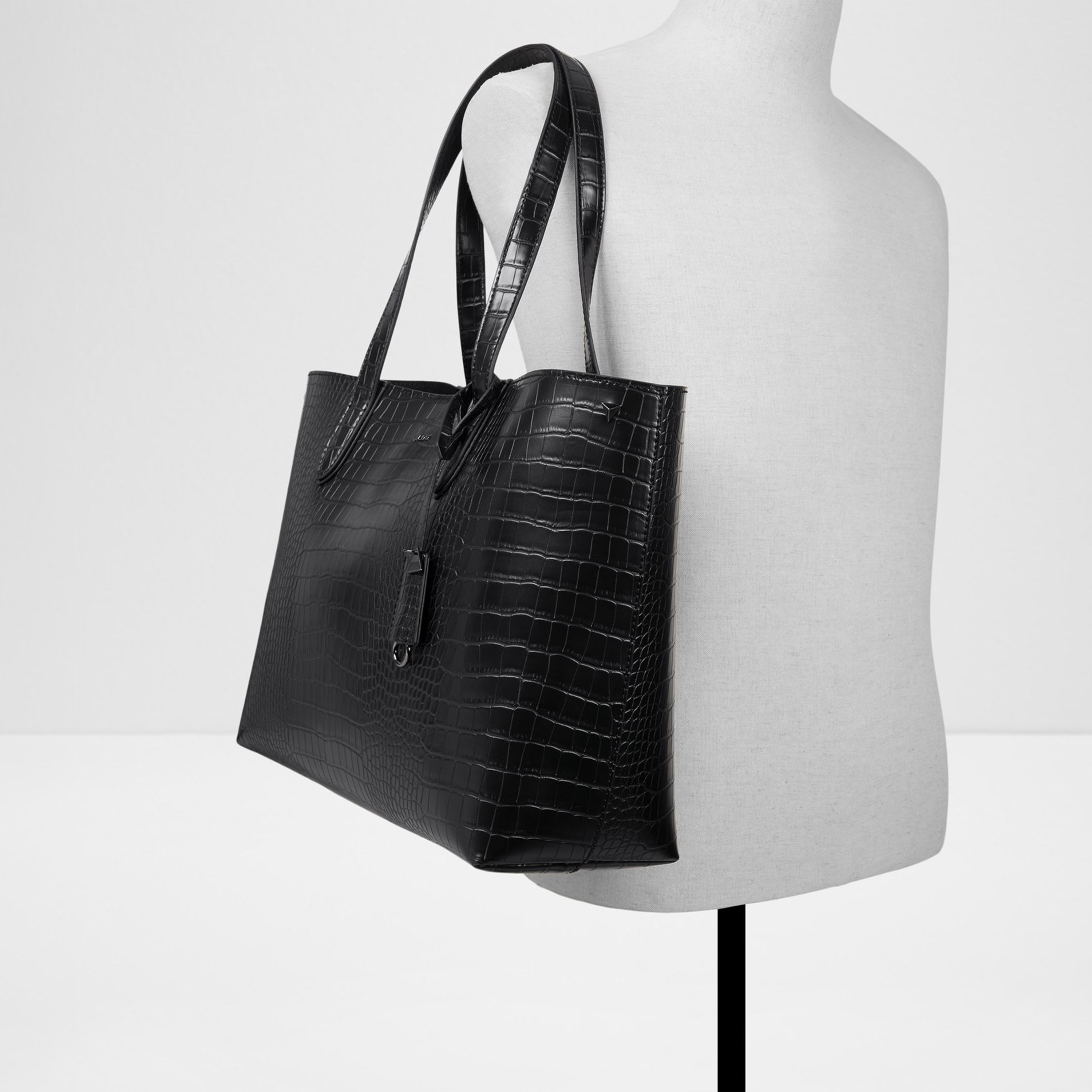 ألدو- شنطة تاميرا بطبعة حيوانات بمقبض مزدوج وقفل مغناطيسي-women-bagsandwallets-handbags-image-4